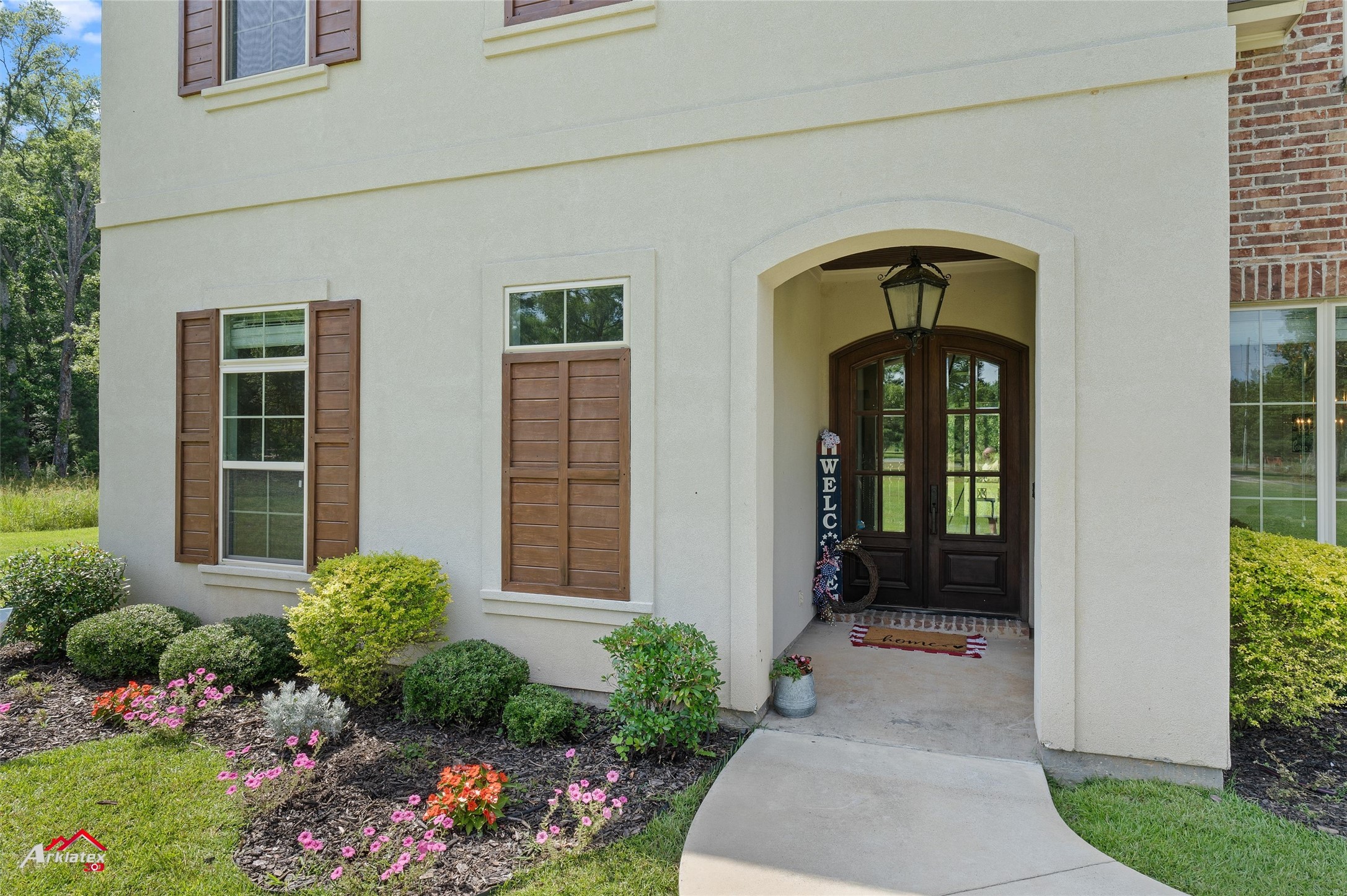 651 Highway 162 Highway