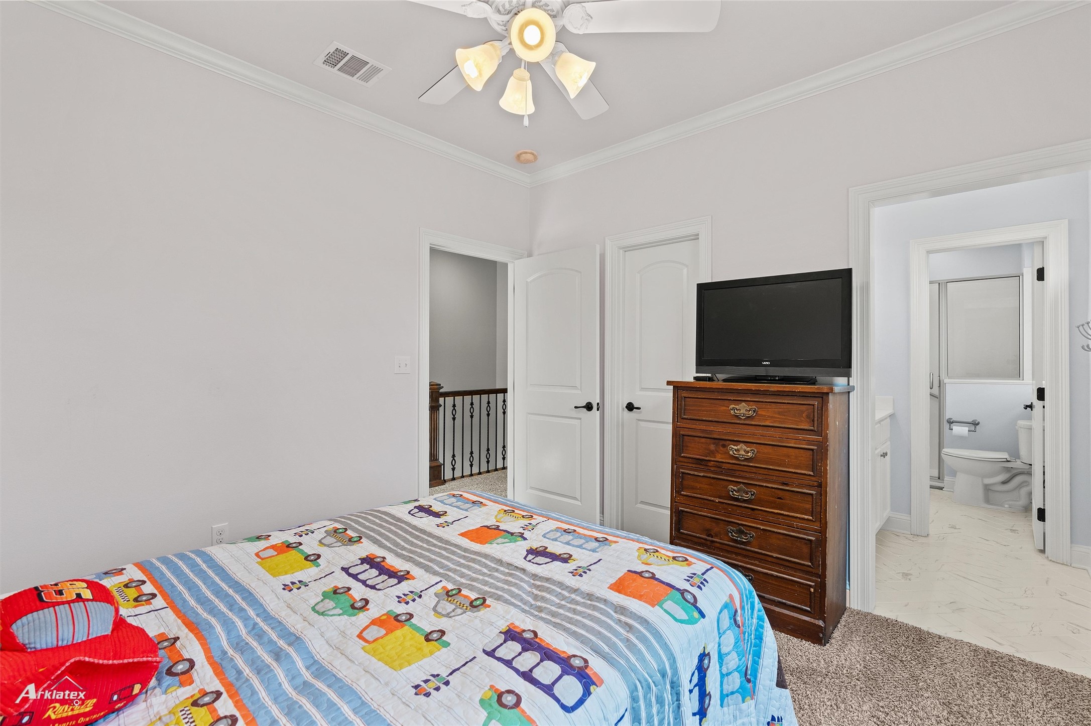 651 Highway 162 Highway