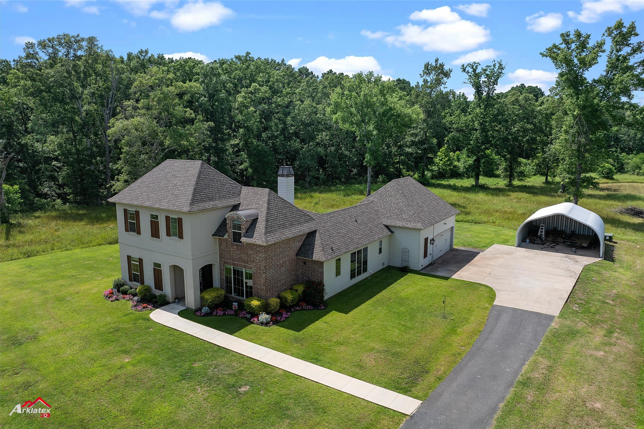 651 Highway 162 Highway