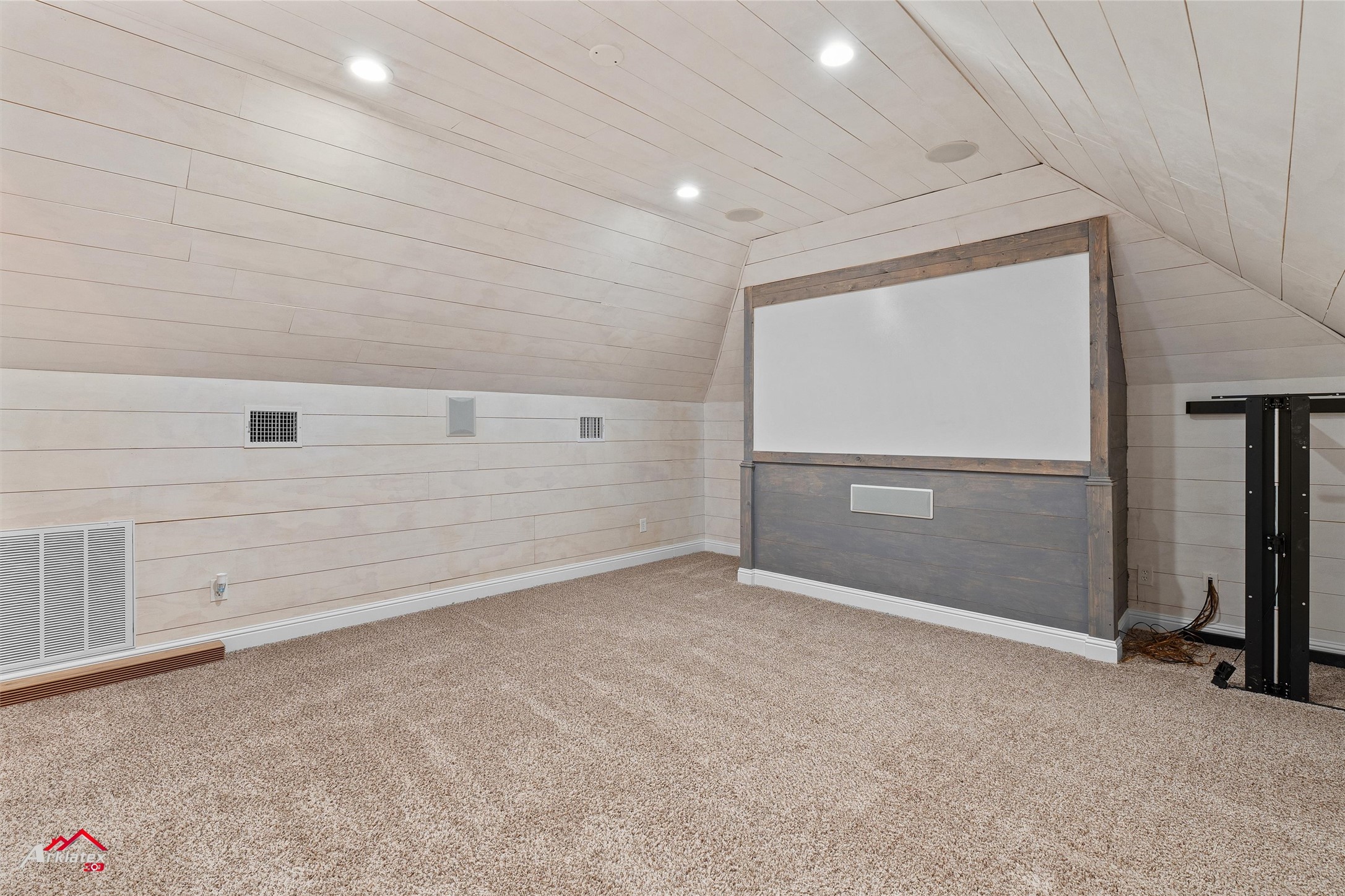 651 Highway 162 Highway