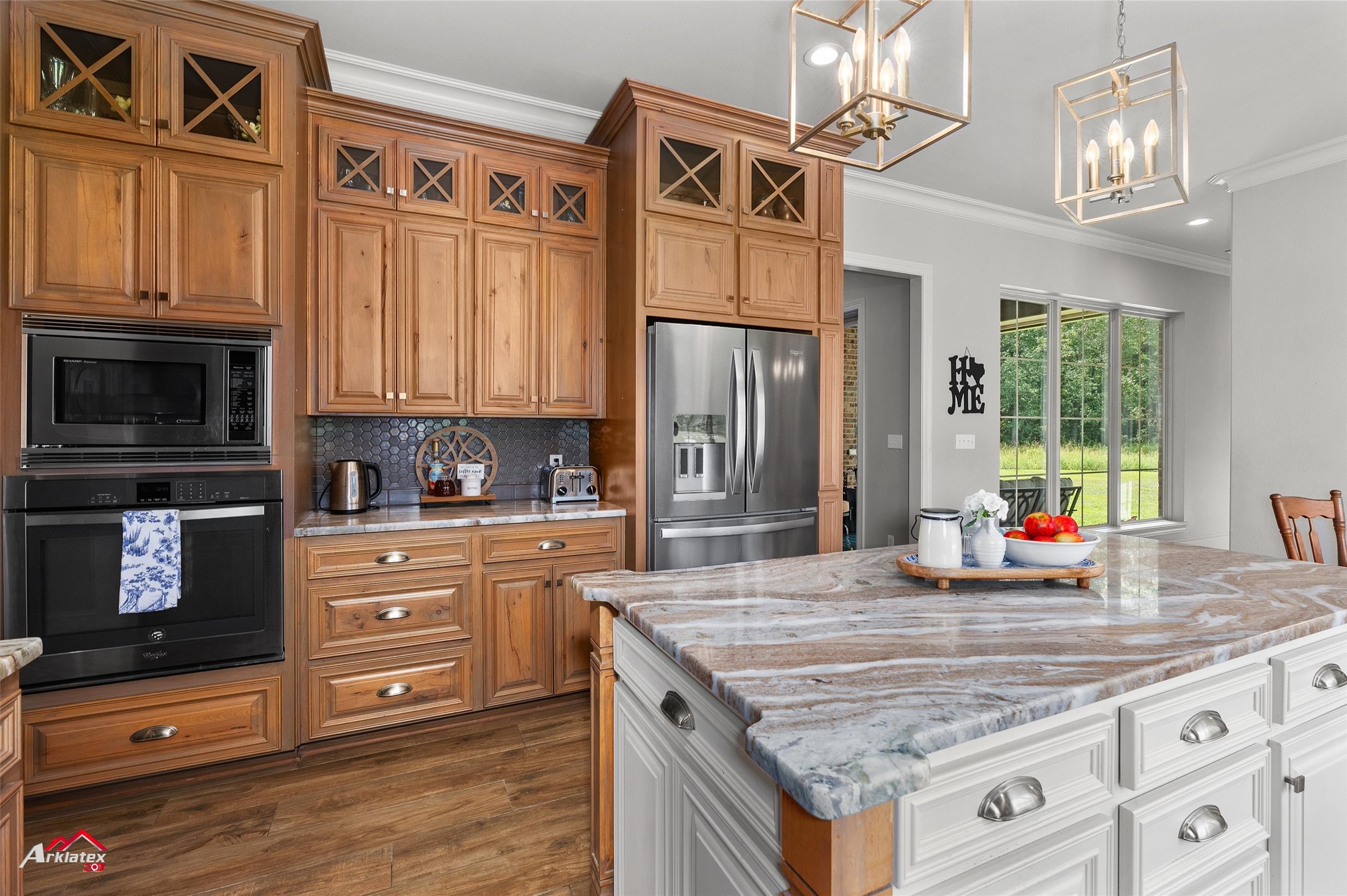 651 Highway 162 Highway