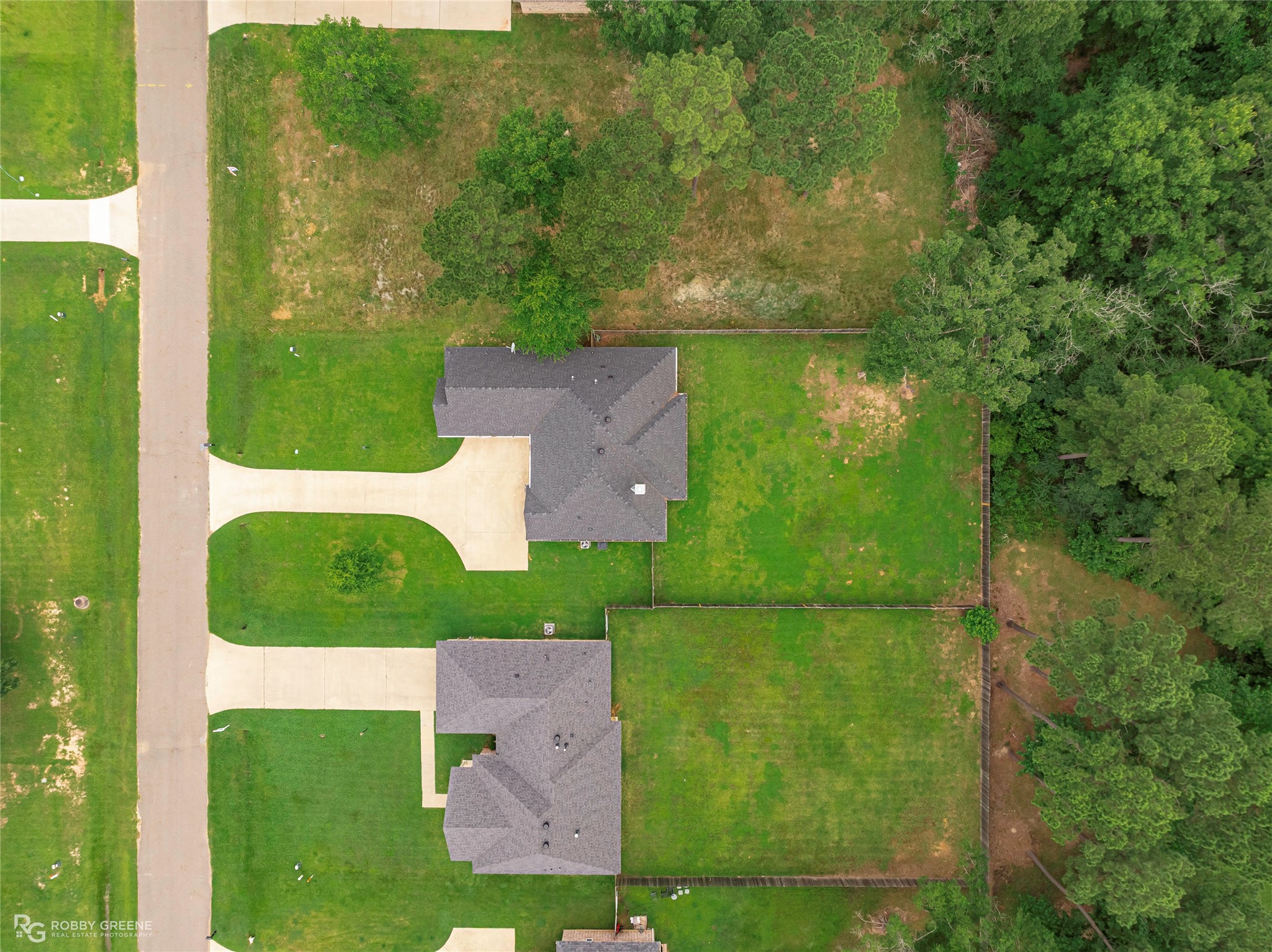 9424 N Pointe Circle