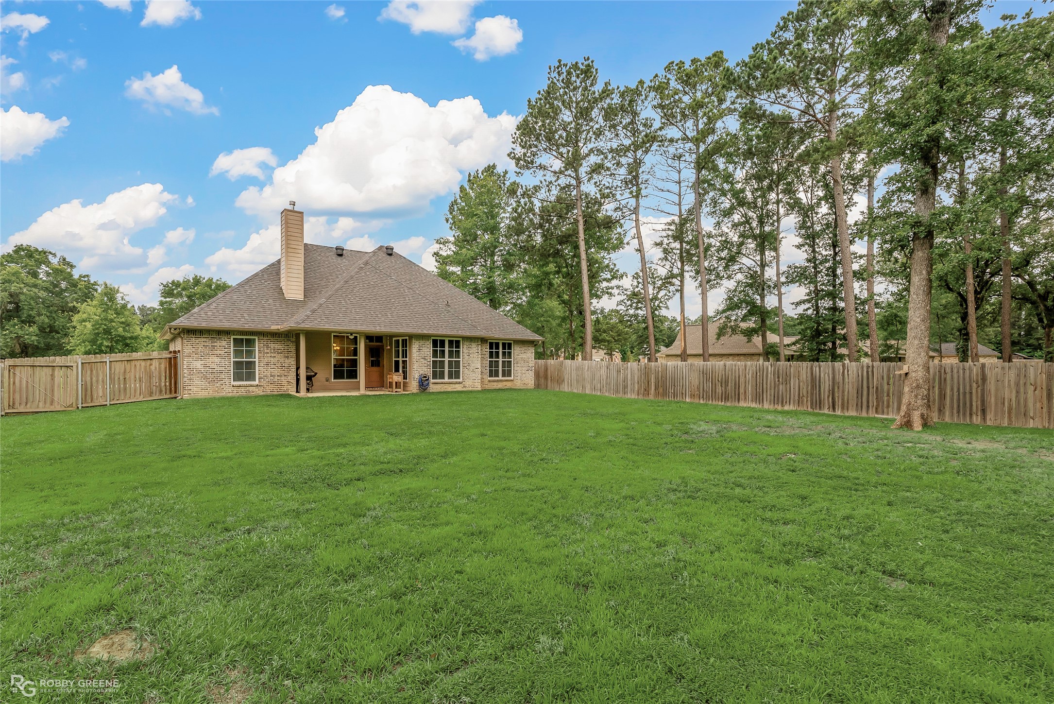 9424 N Pointe Circle