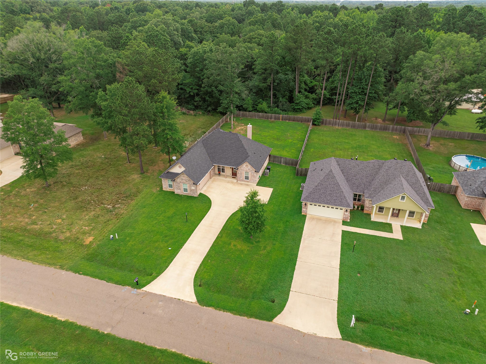 9424 N Pointe Circle