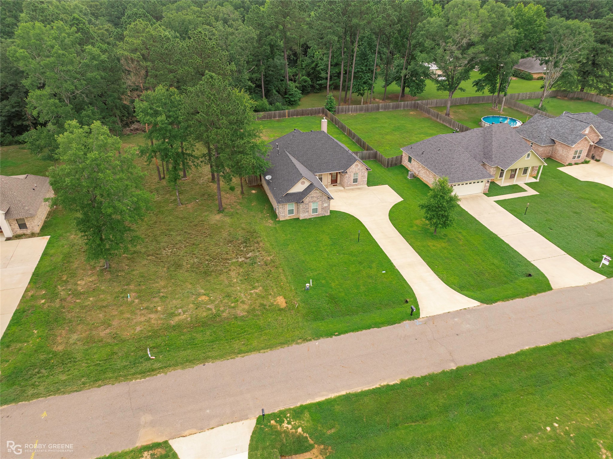 9424 N Pointe Circle
