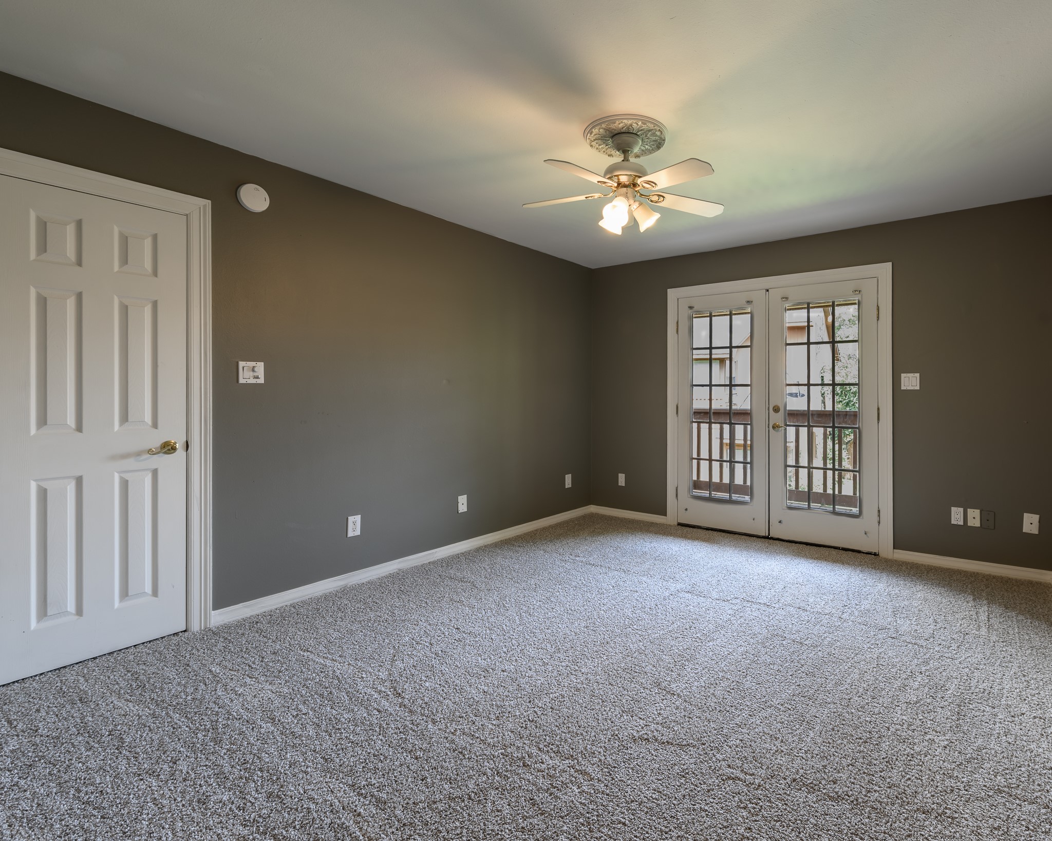 3658 Park Trail Drive