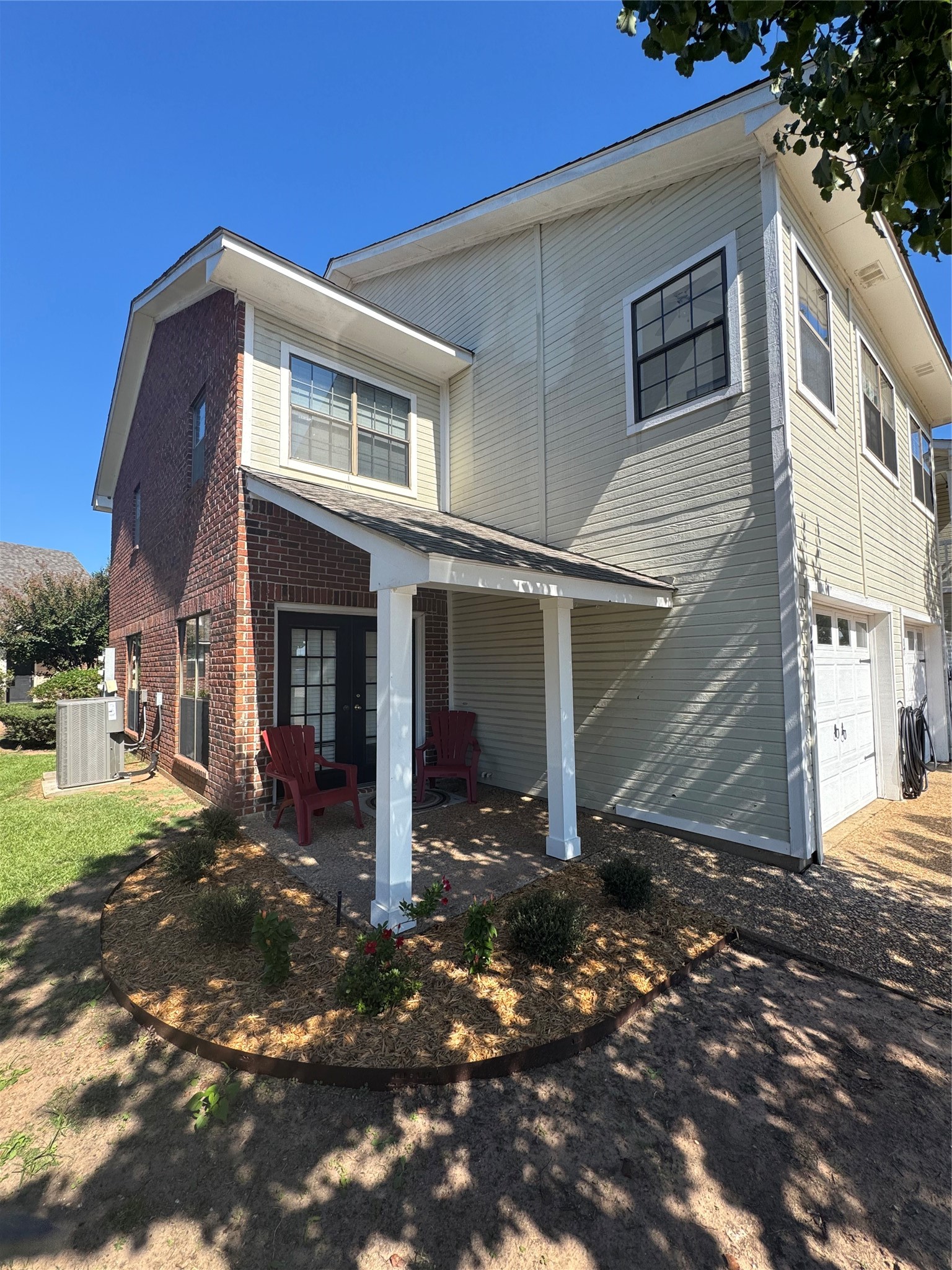 17 Meadow Creek