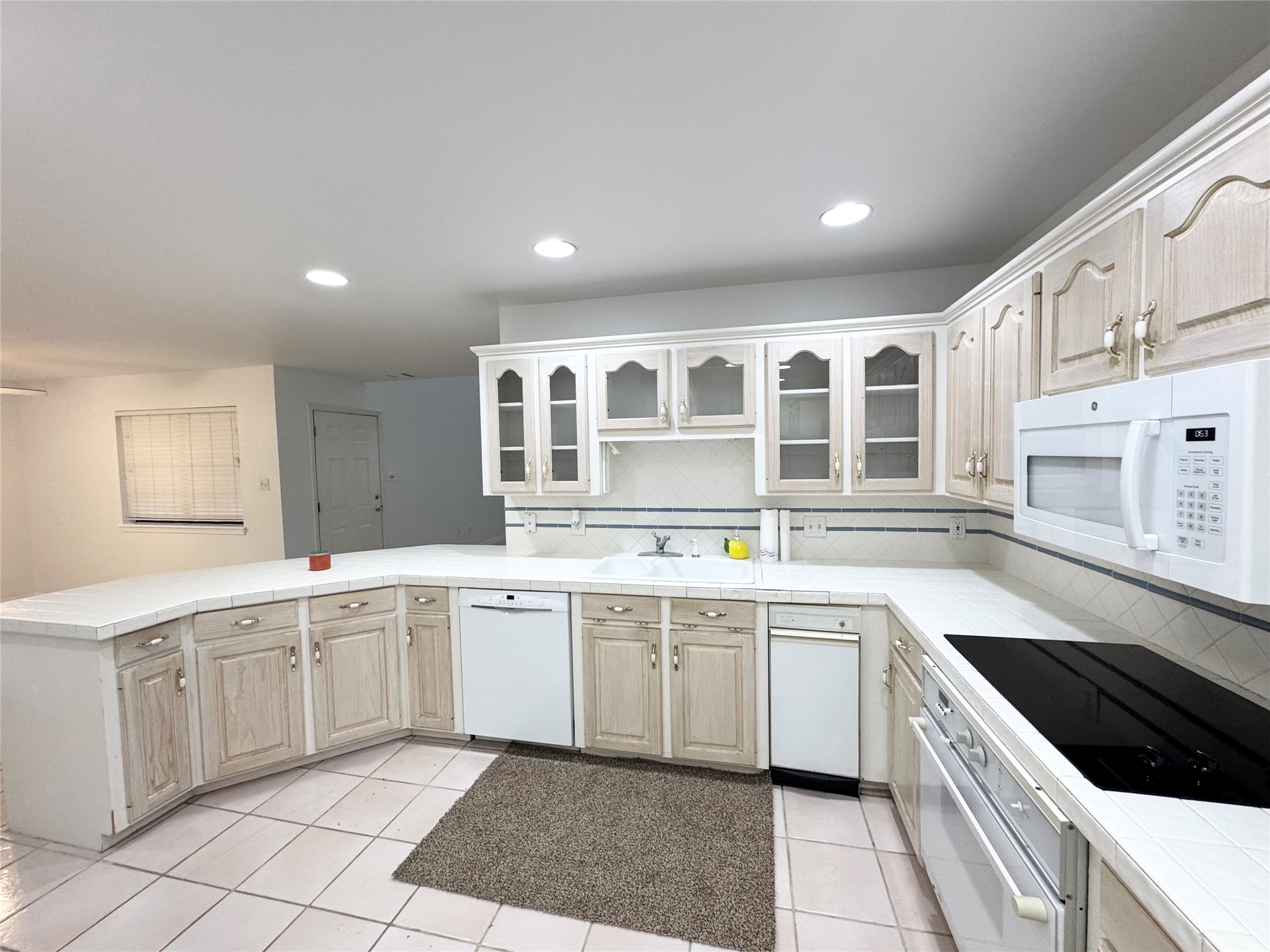 17 Meadow Creek