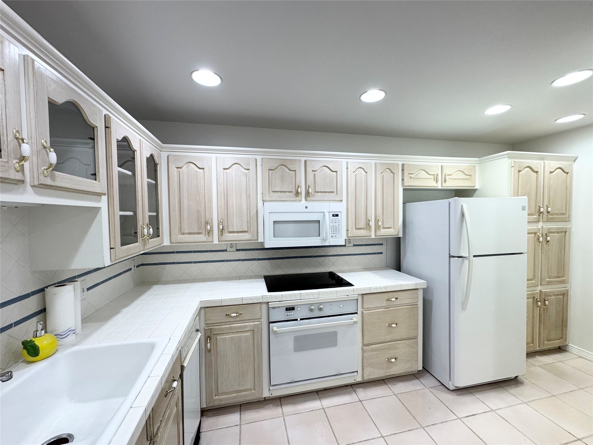17 Meadow Creek