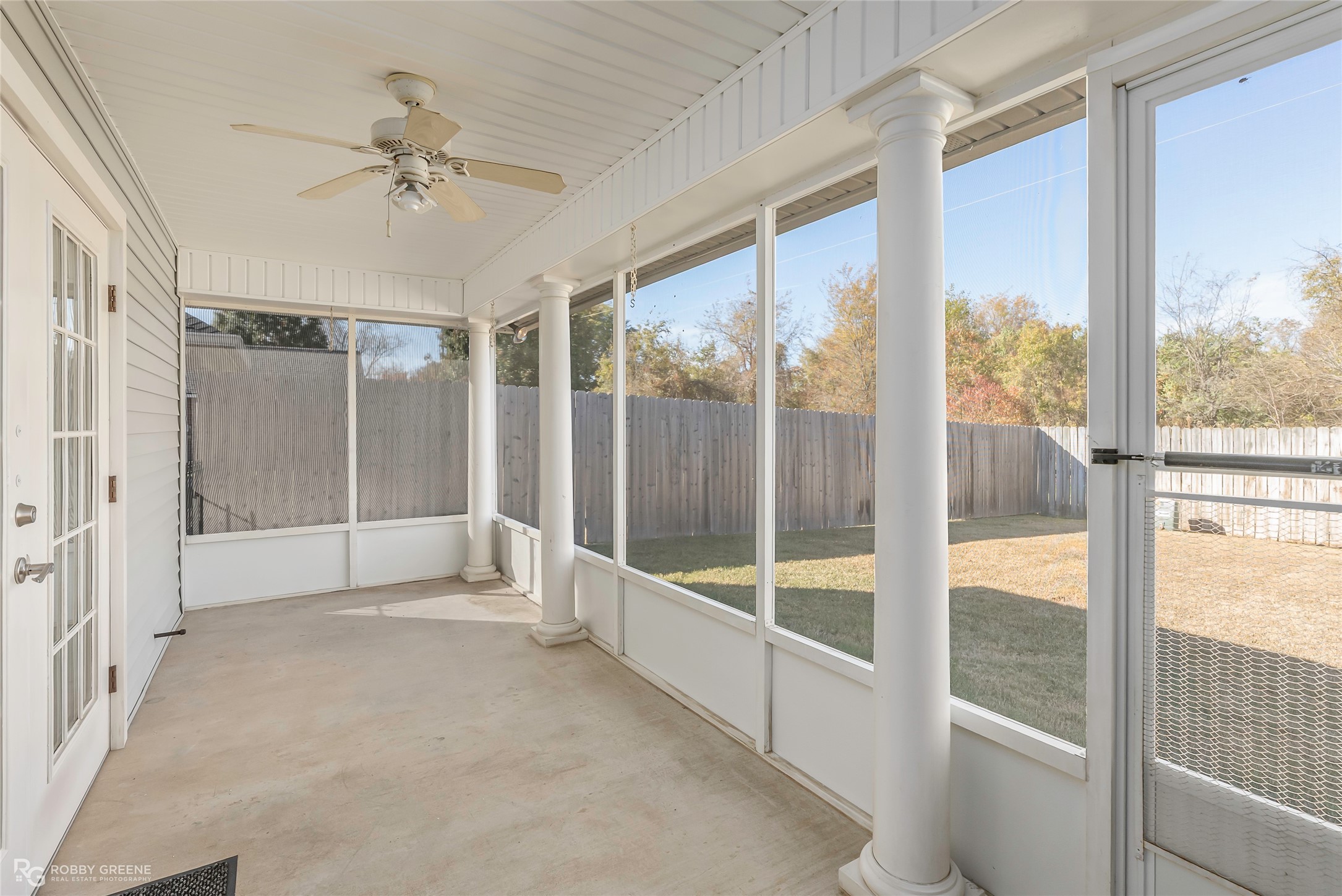 116 Willow Lake Boulevard
