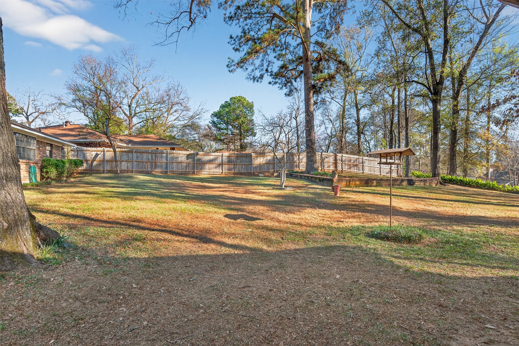 8204 Heatherbrook Circle