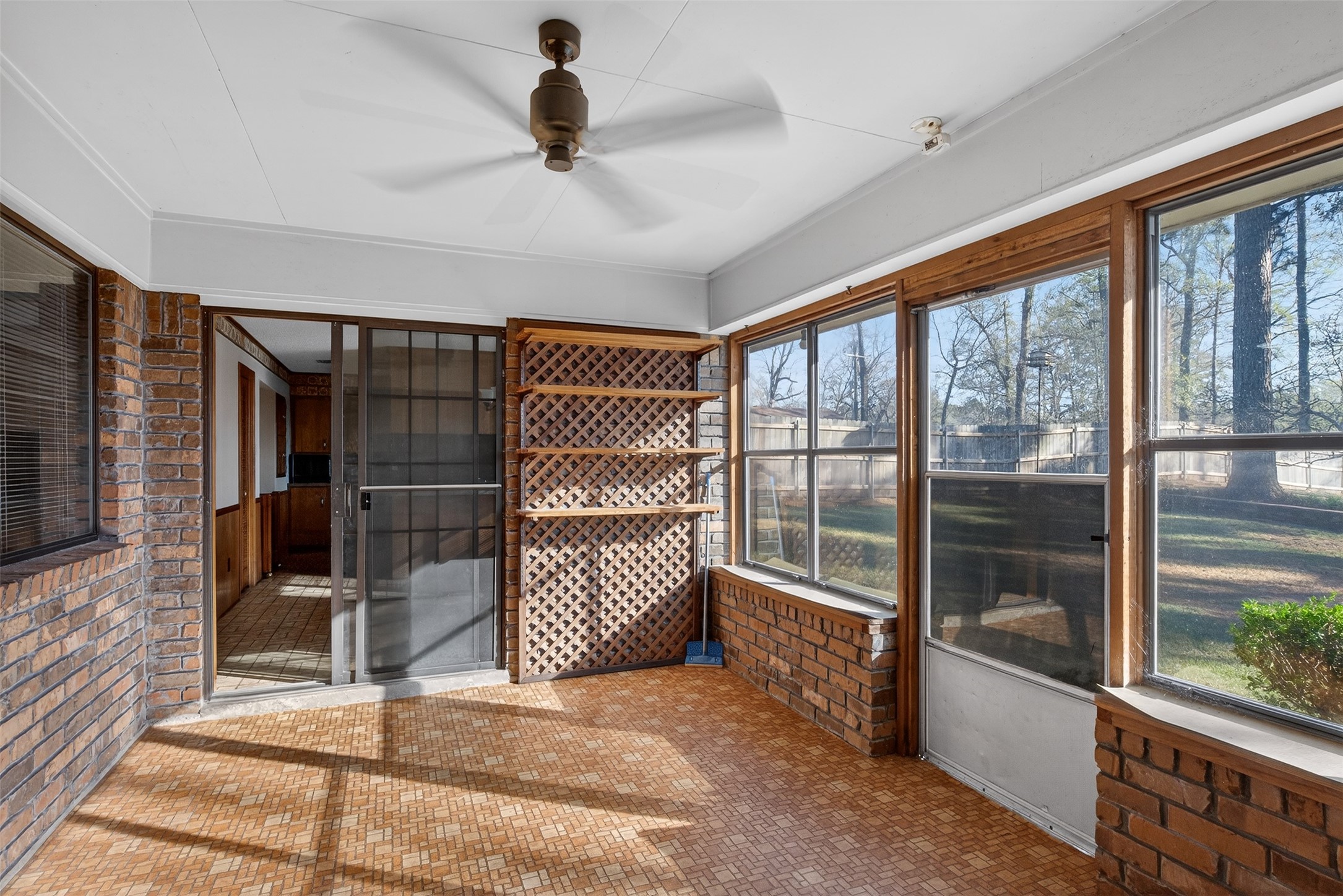 8204 Heatherbrook Circle