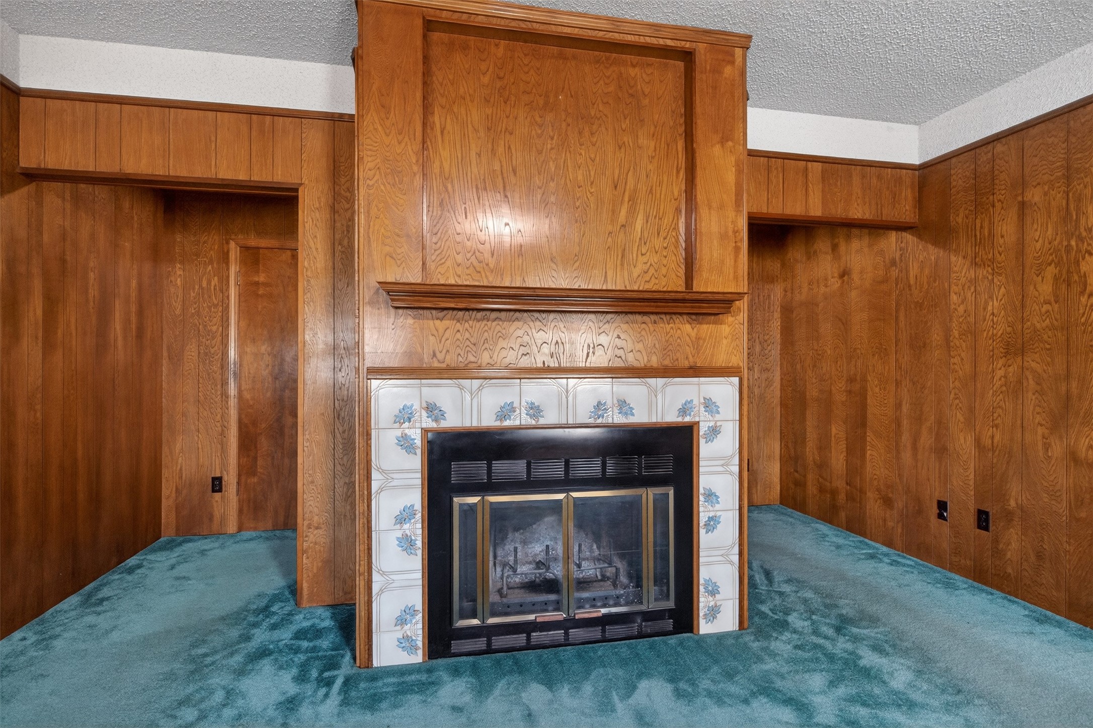 8204 Heatherbrook Circle