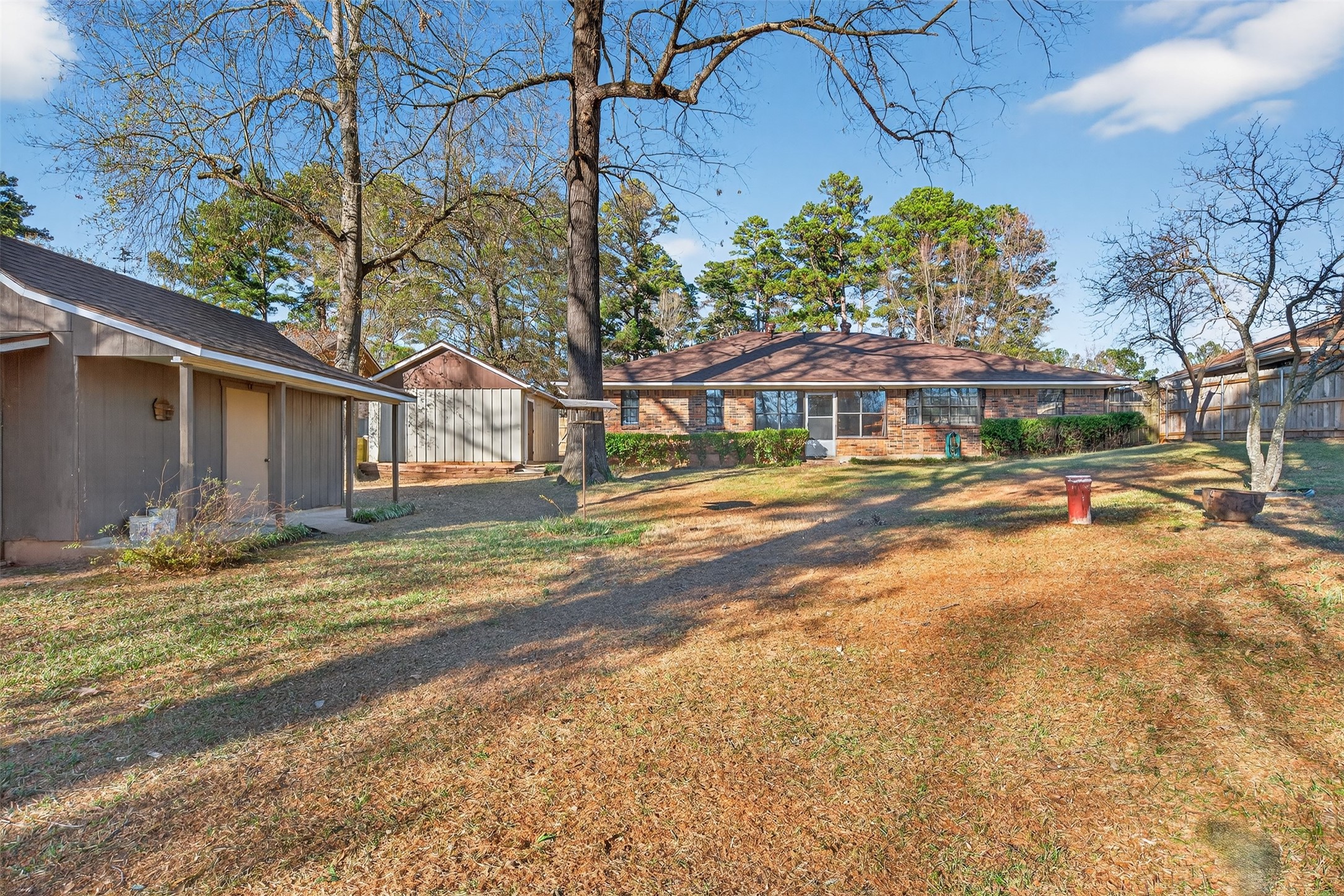 8204 Heatherbrook Circle