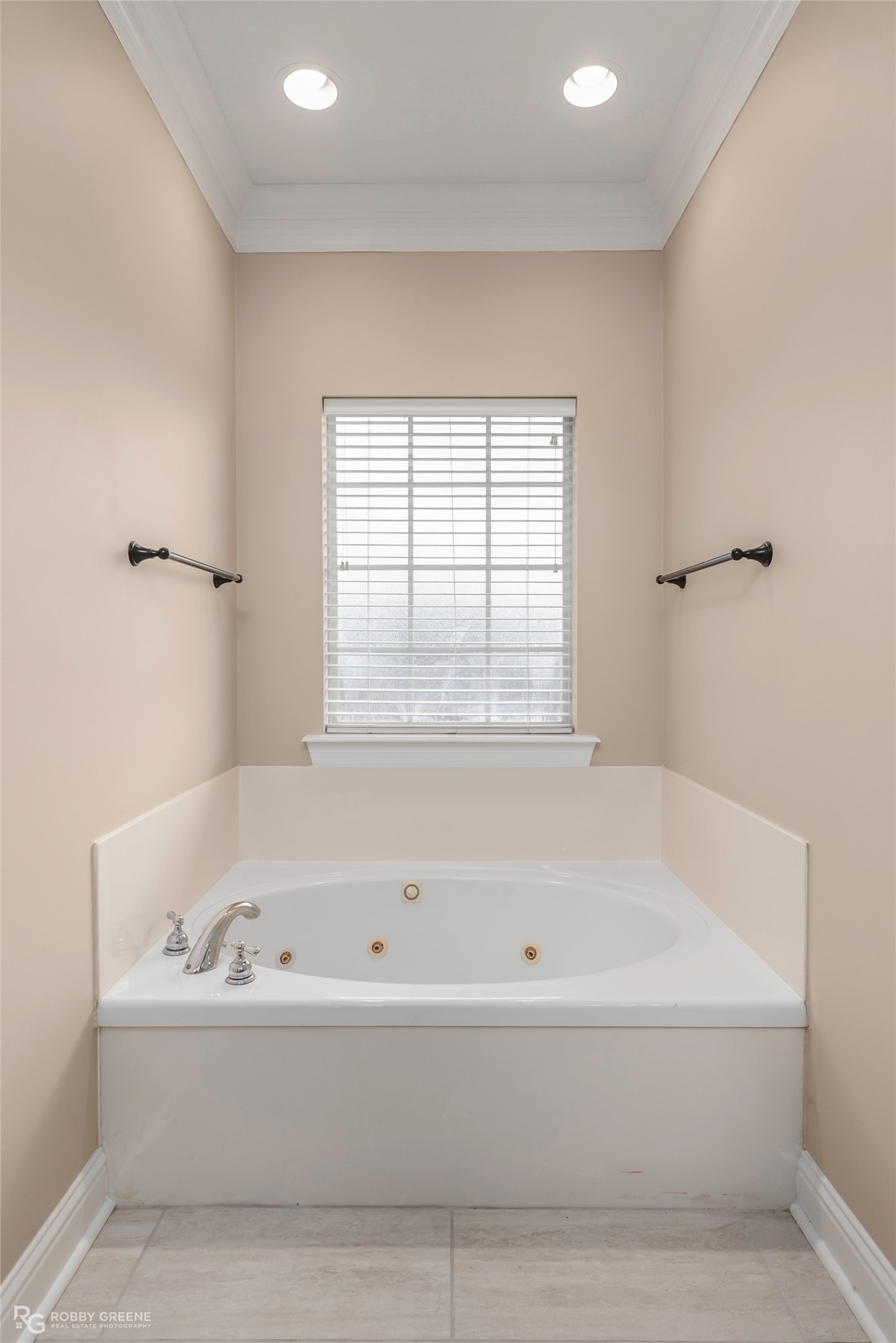 304 Dogwood South Lane