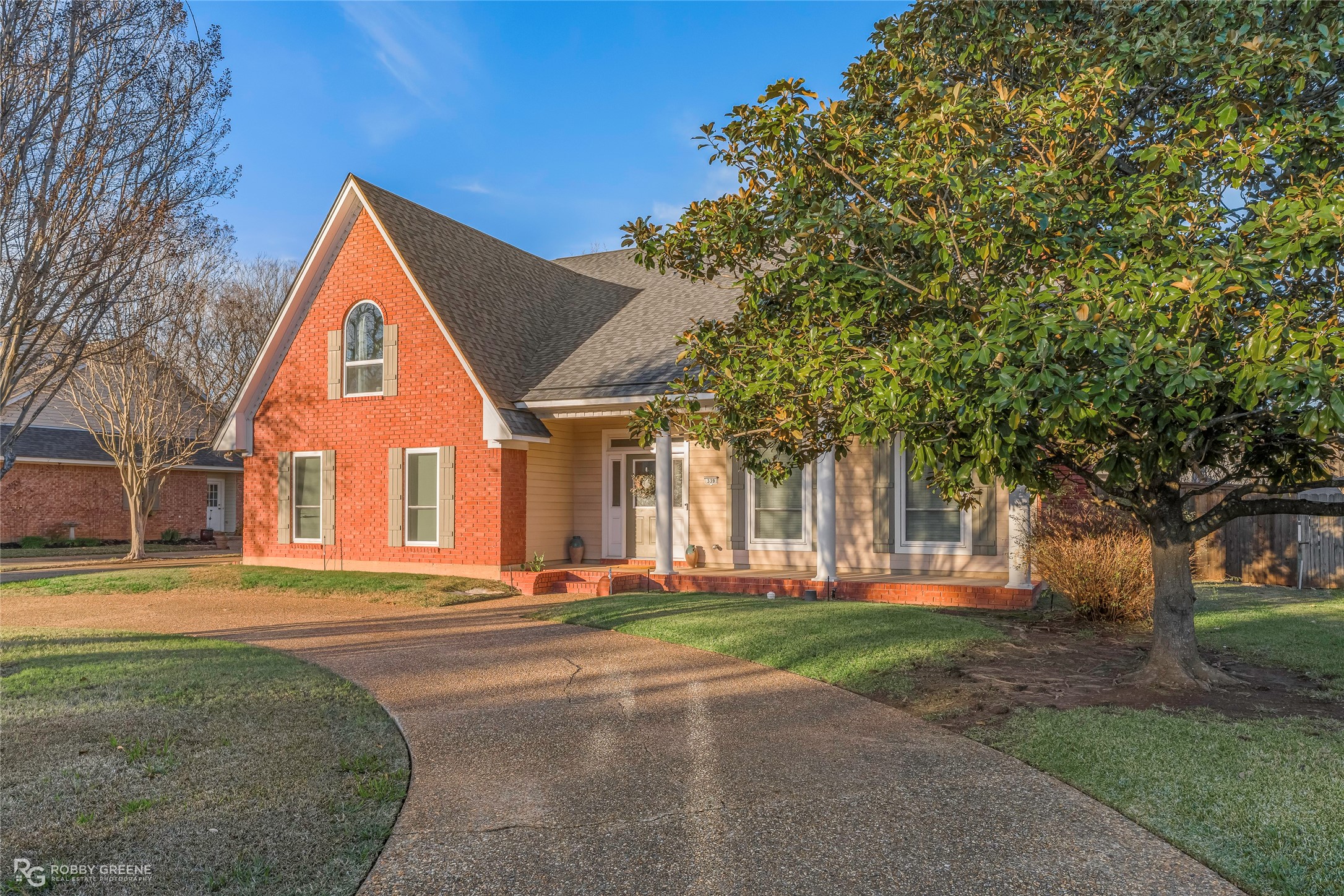 339 Greenacres Boulevard