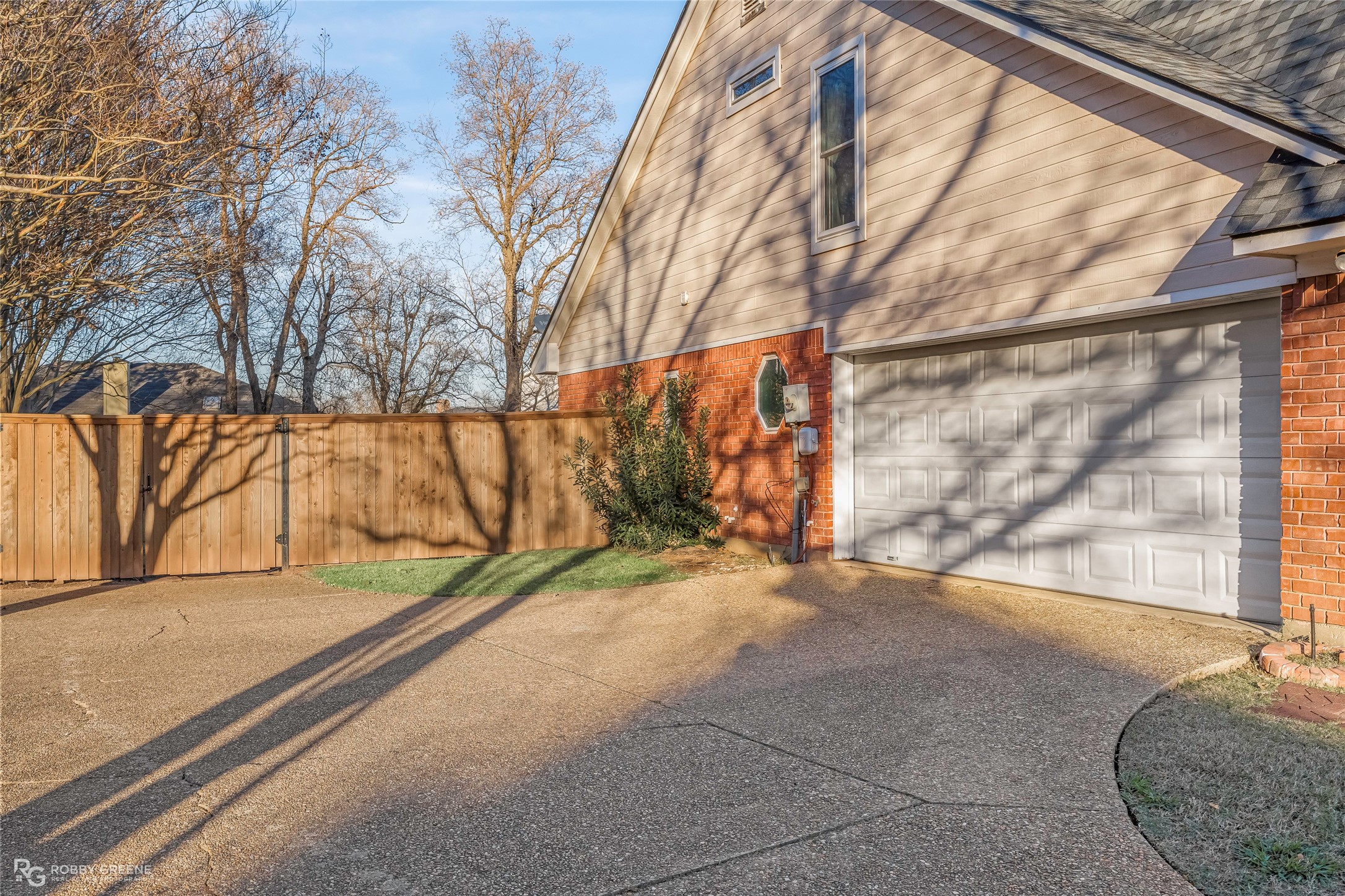 339 Greenacres Boulevard