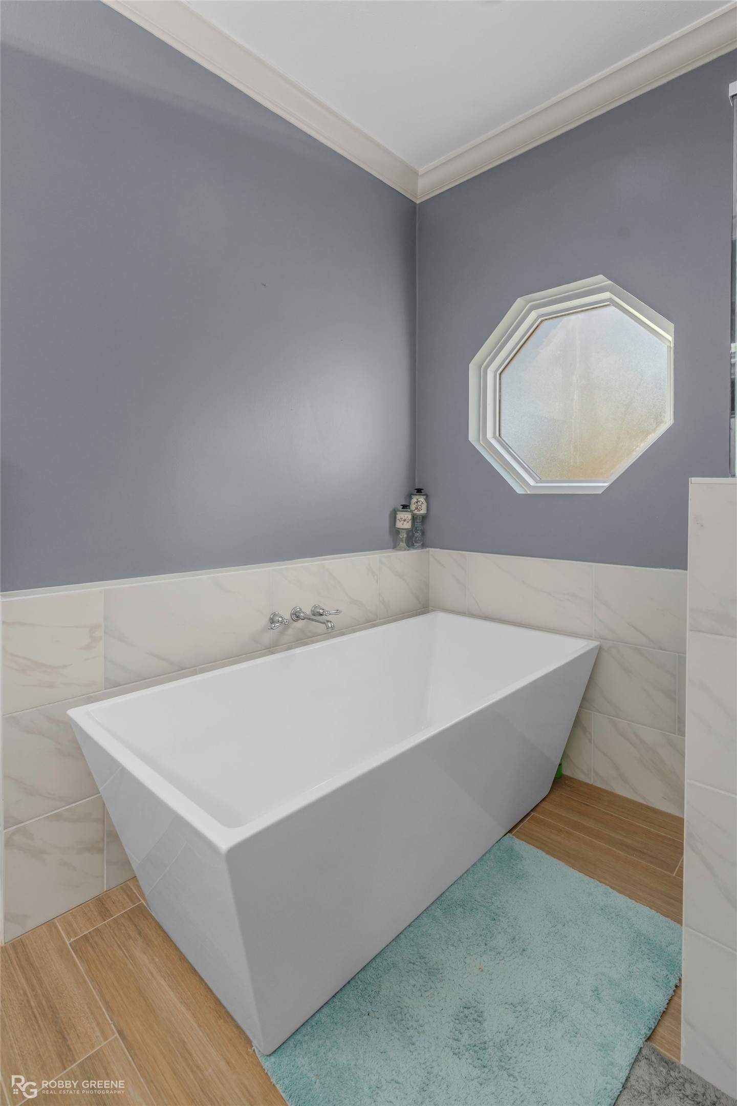 339 Greenacres Boulevard