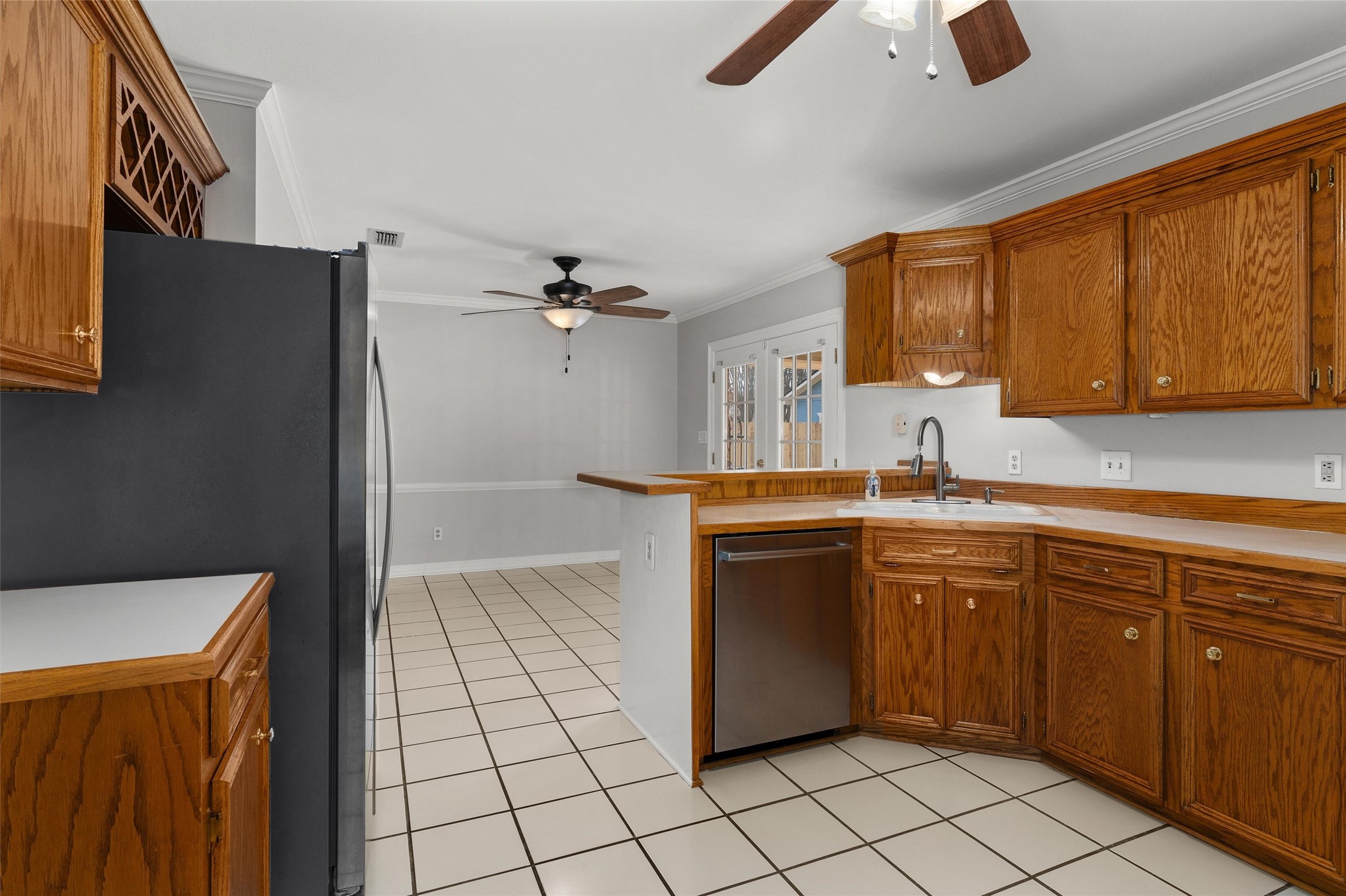5010 Kenilworth Drive