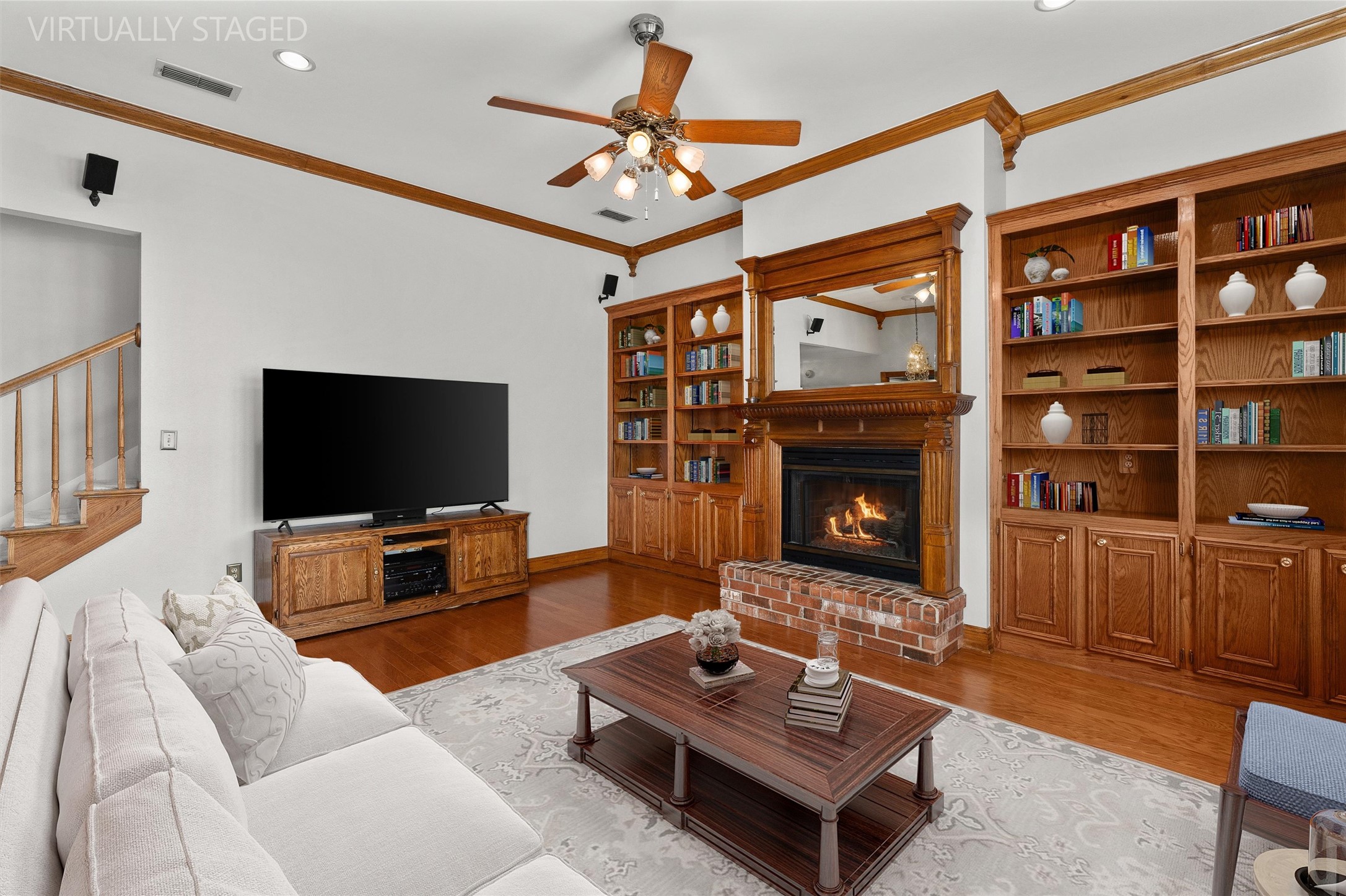 5010 Kenilworth Drive