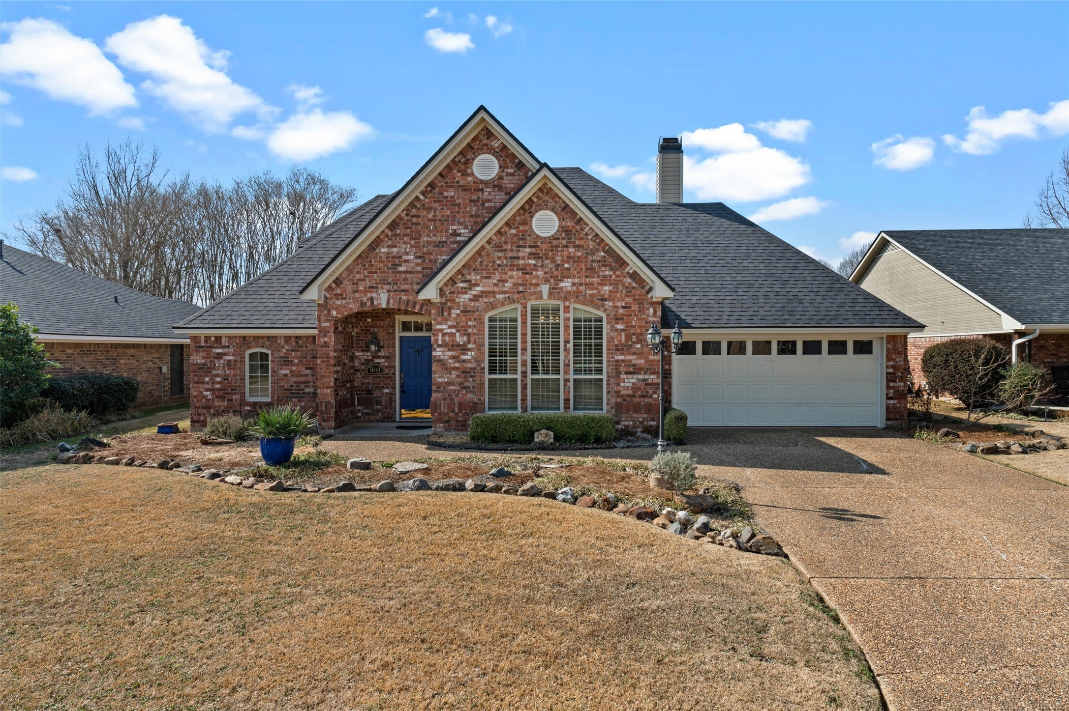 5010 Kenilworth Drive