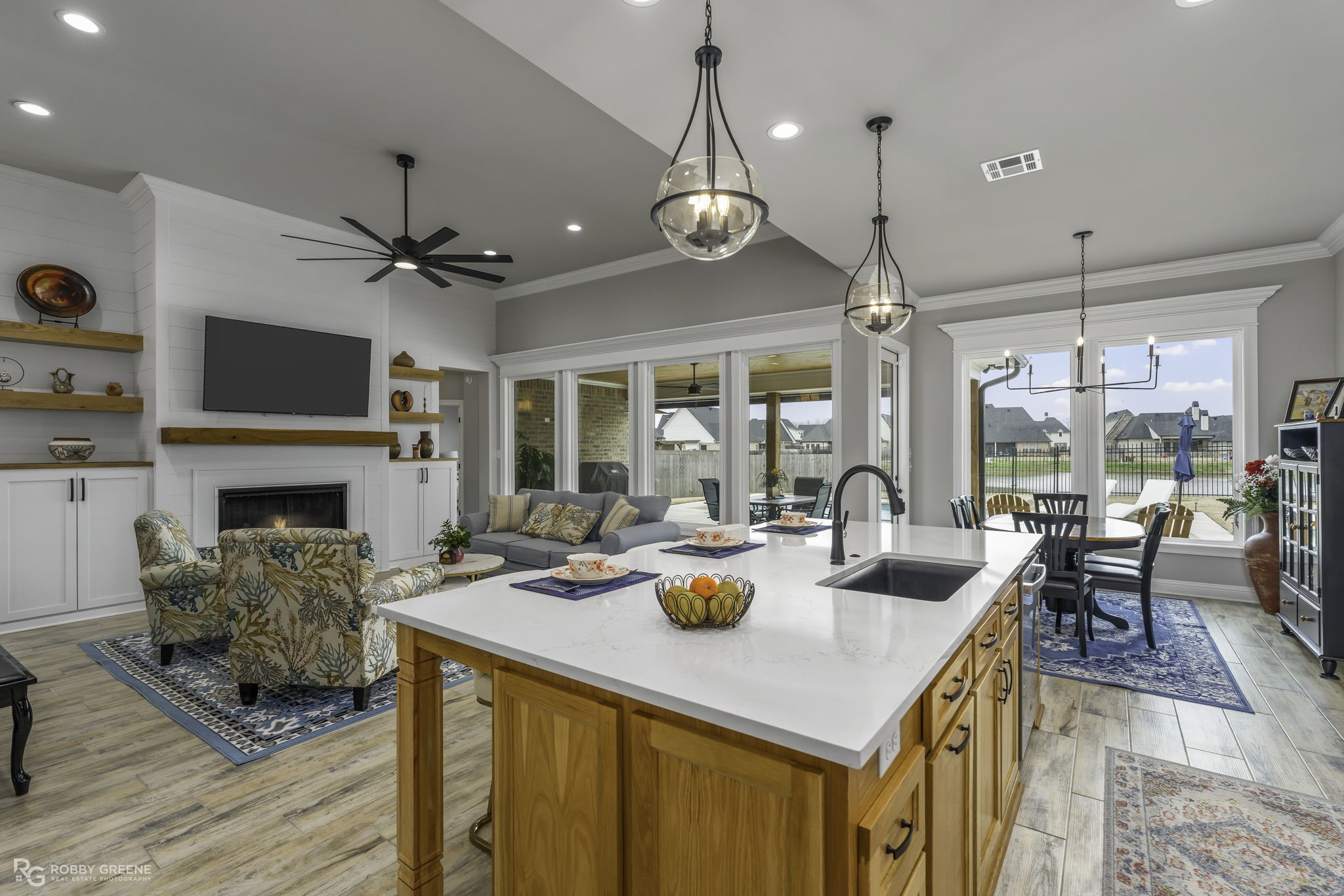 214 Conti Way