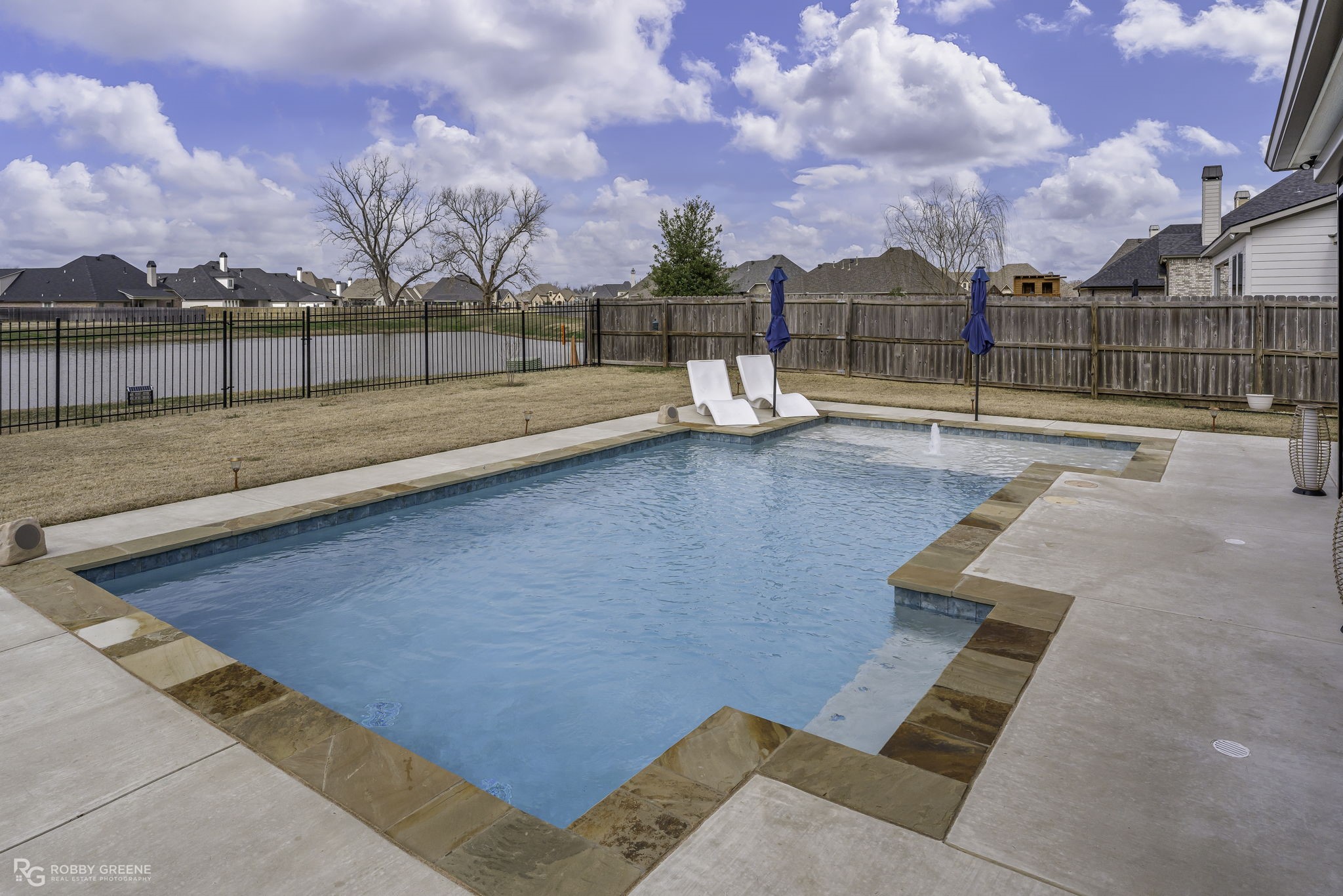 214 Conti Way