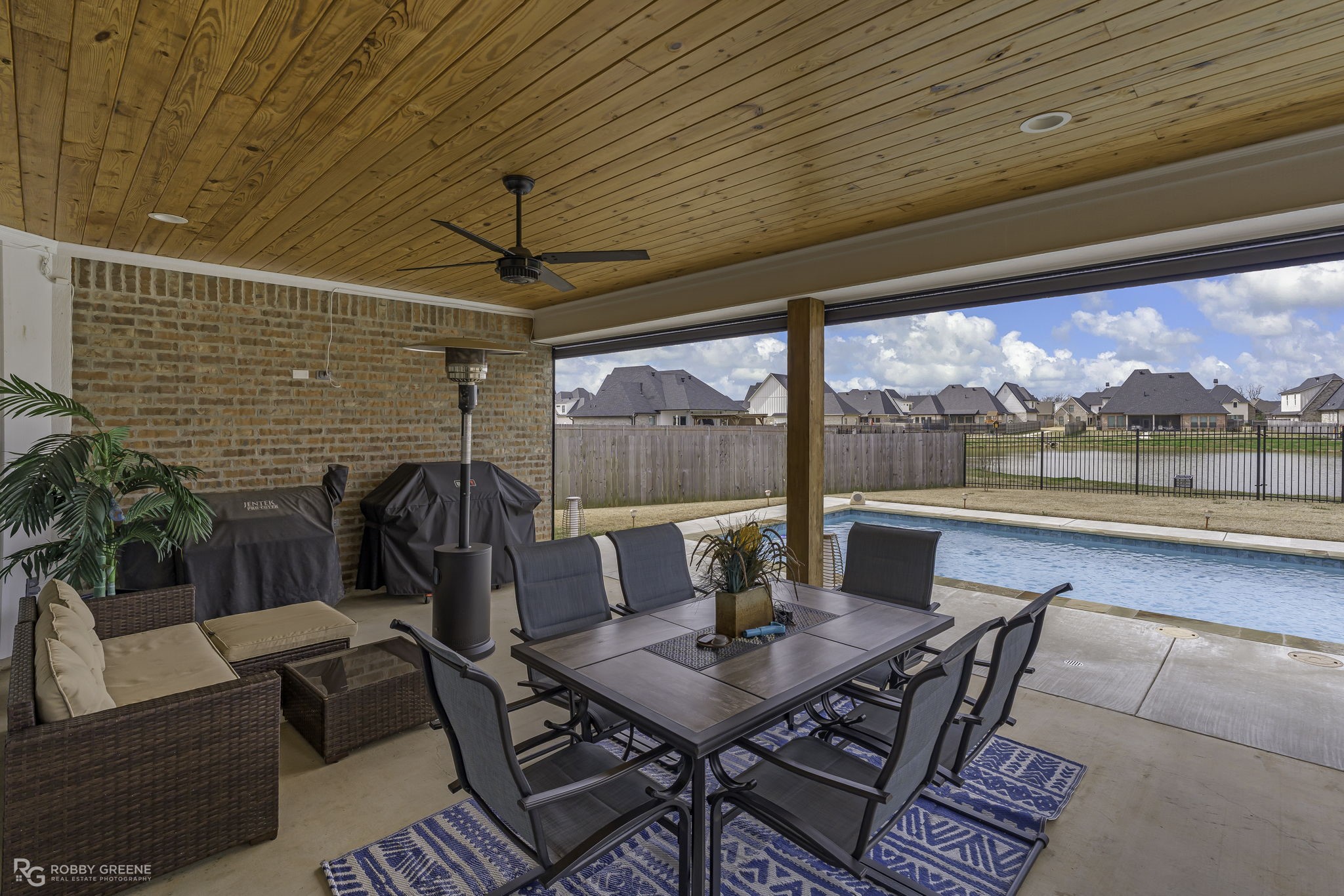214 Conti Way