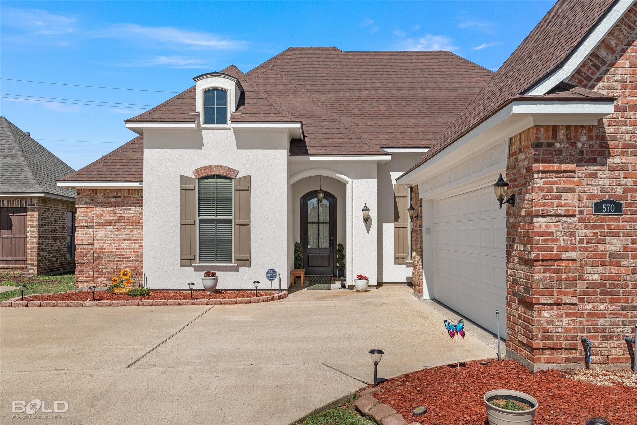 570 Chinquipin Drive