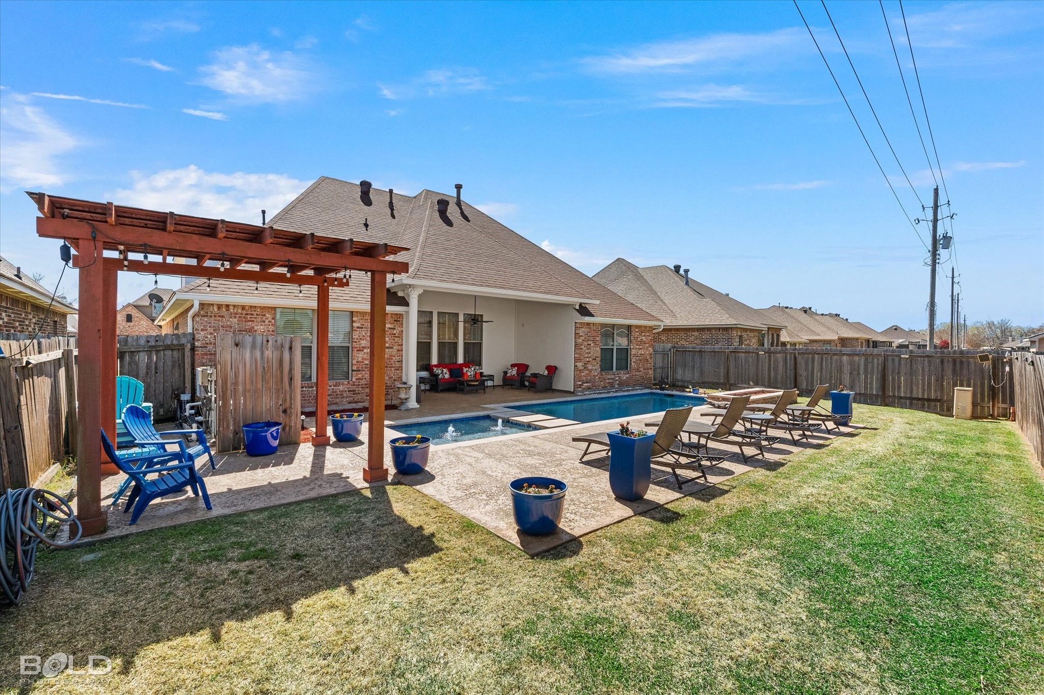 570 Chinquipin Drive
