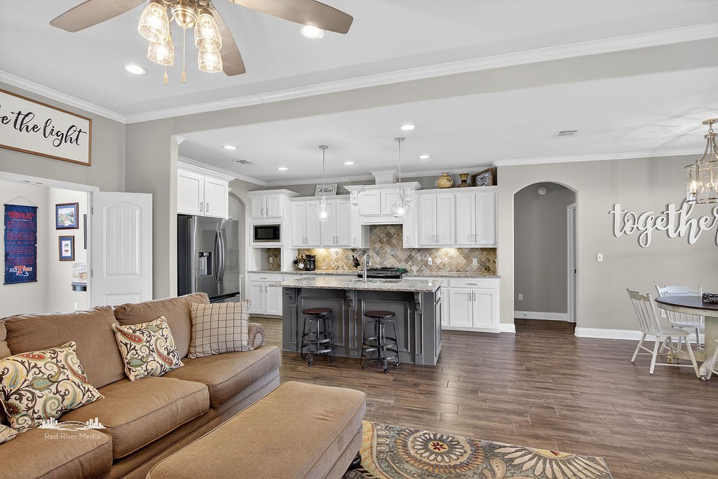 505 Hempstead Circle