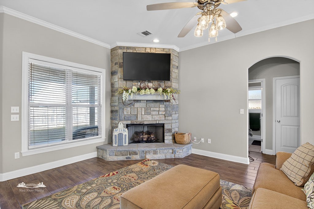 505 Hempstead Circle