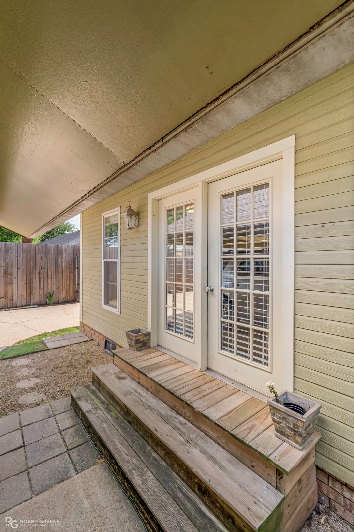 5106 Tara Lane