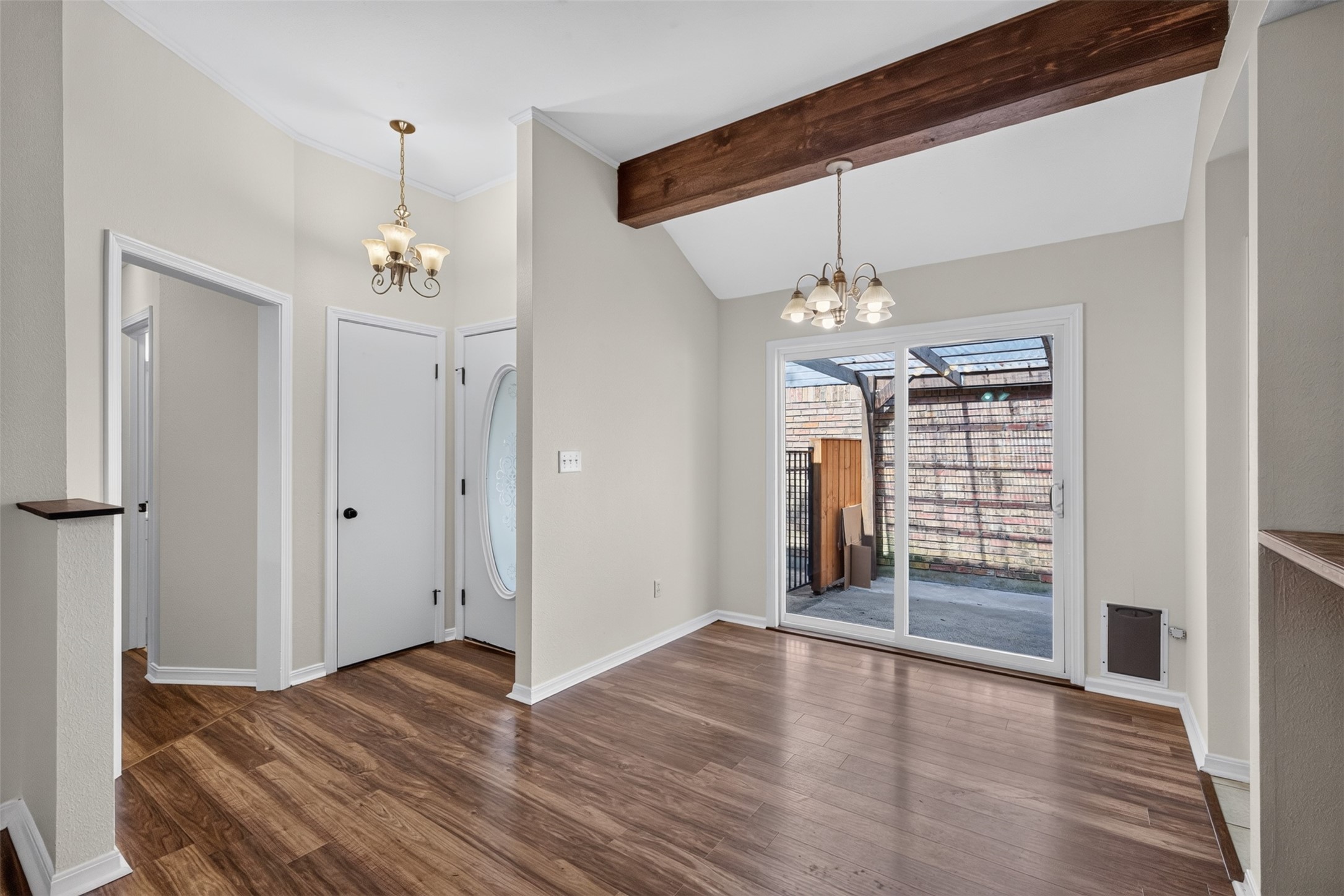 1307 Pecan Square