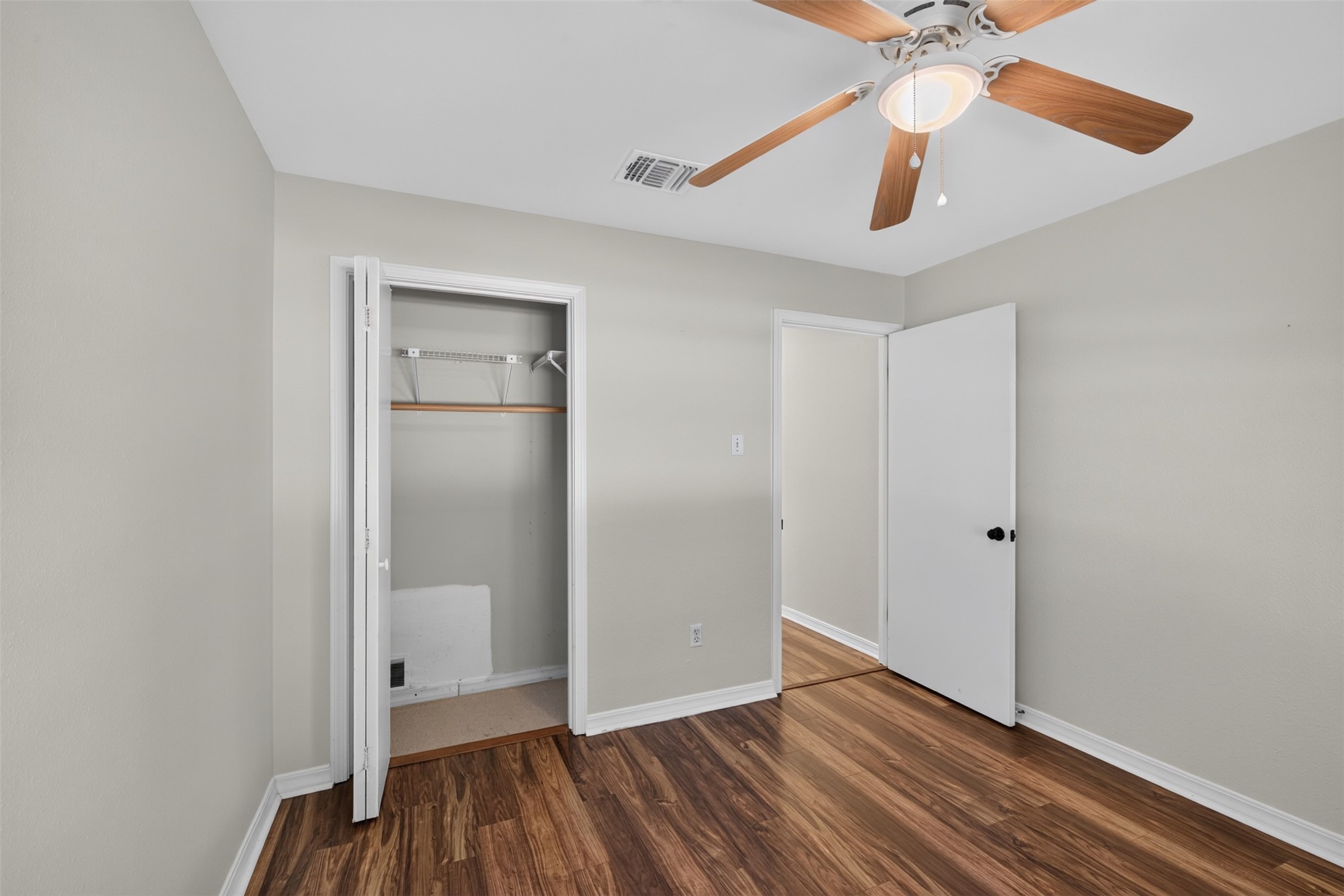 1307 Pecan Square