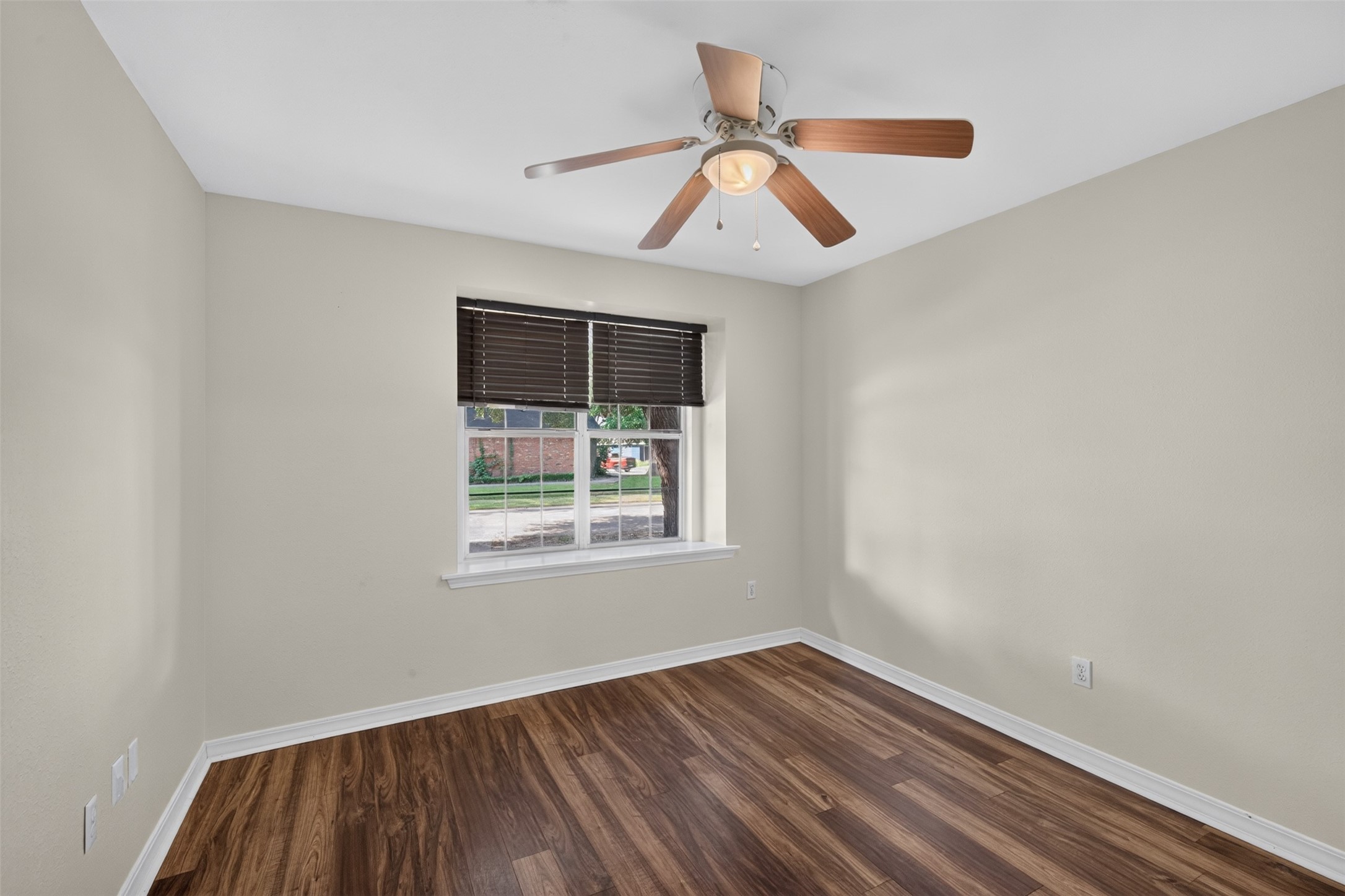 1307 Pecan Square