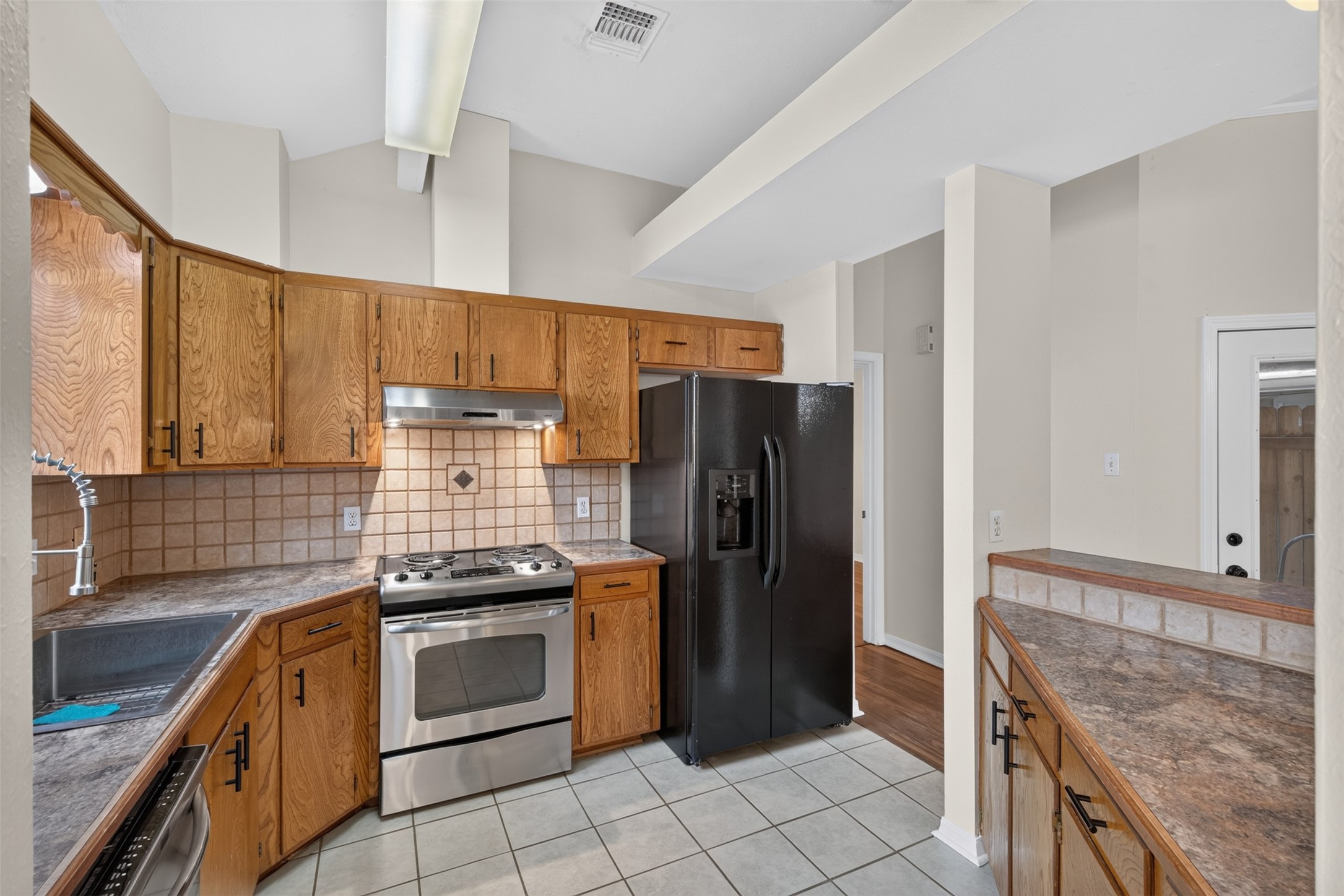 1307 Pecan Square