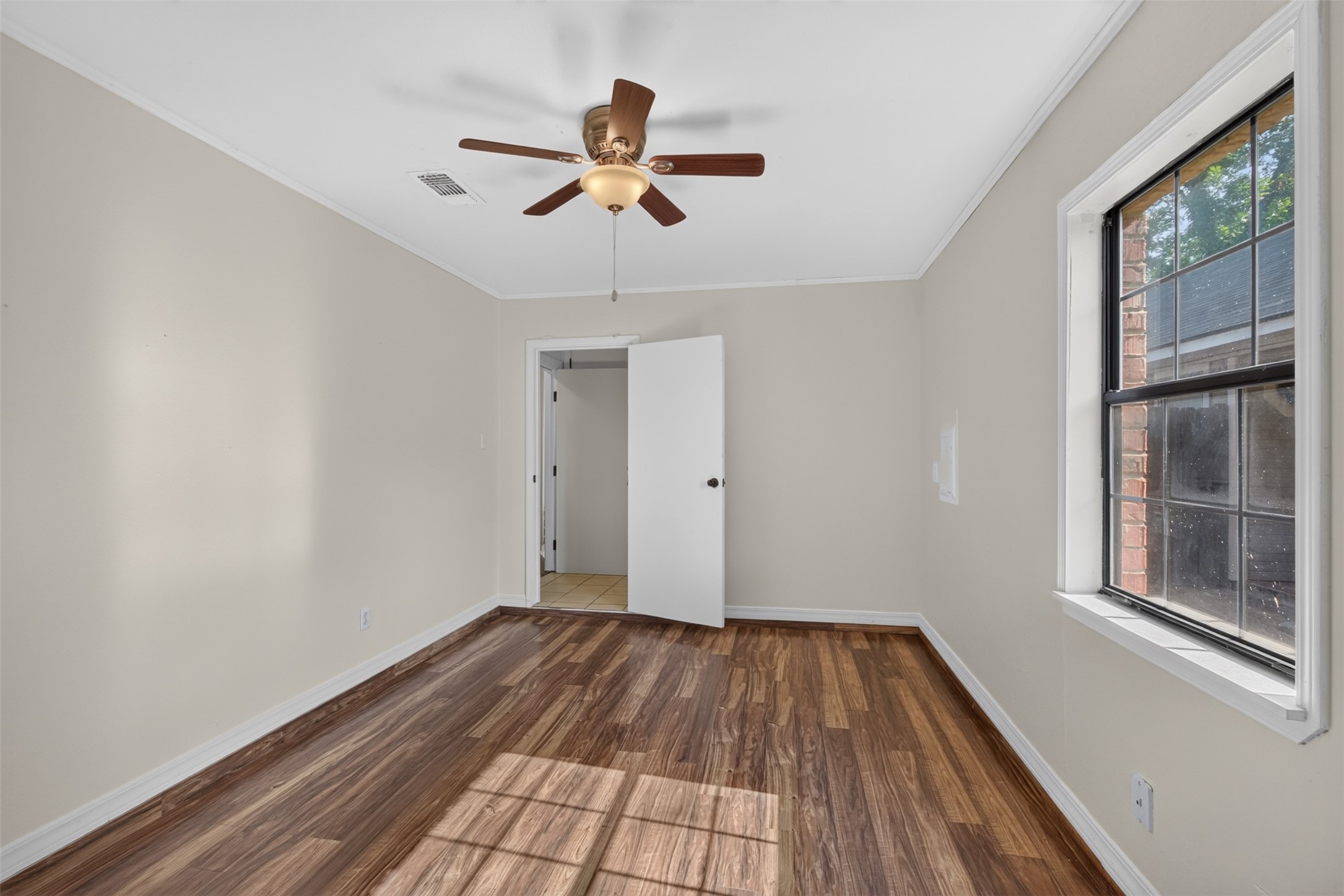 1307 Pecan Square