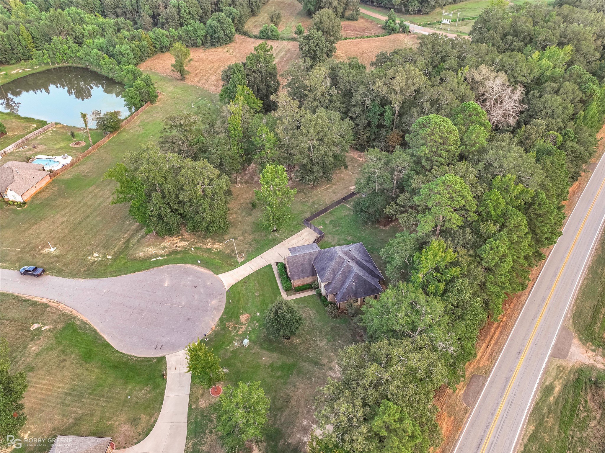 1233 Dry Creek