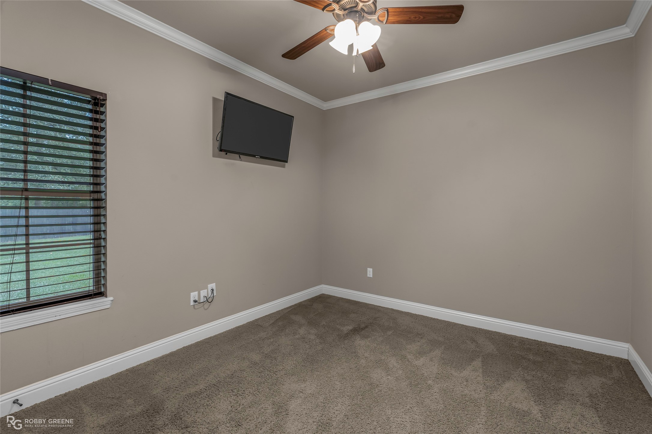 1233 Dry Creek