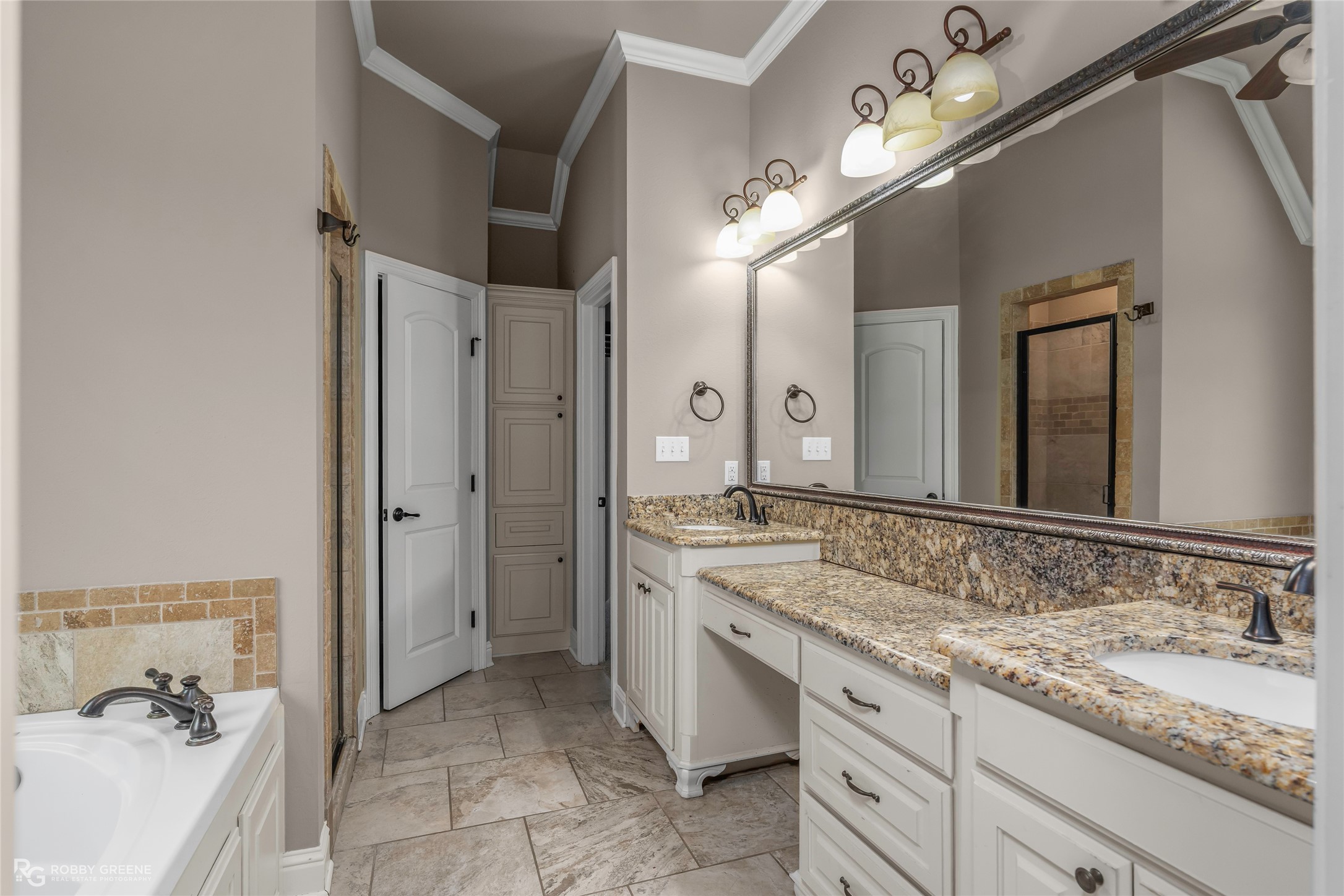 1233 Dry Creek