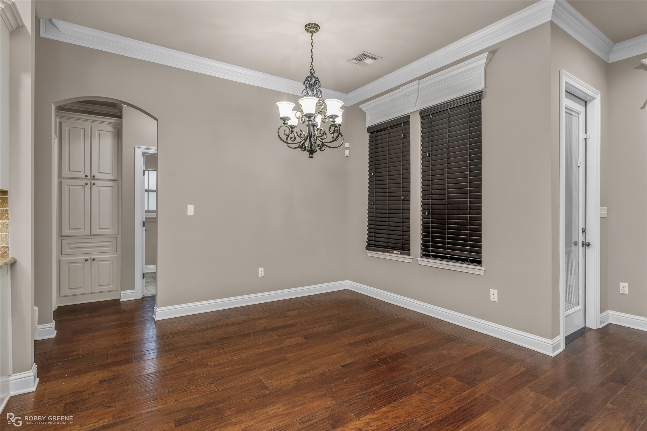 1233 Dry Creek