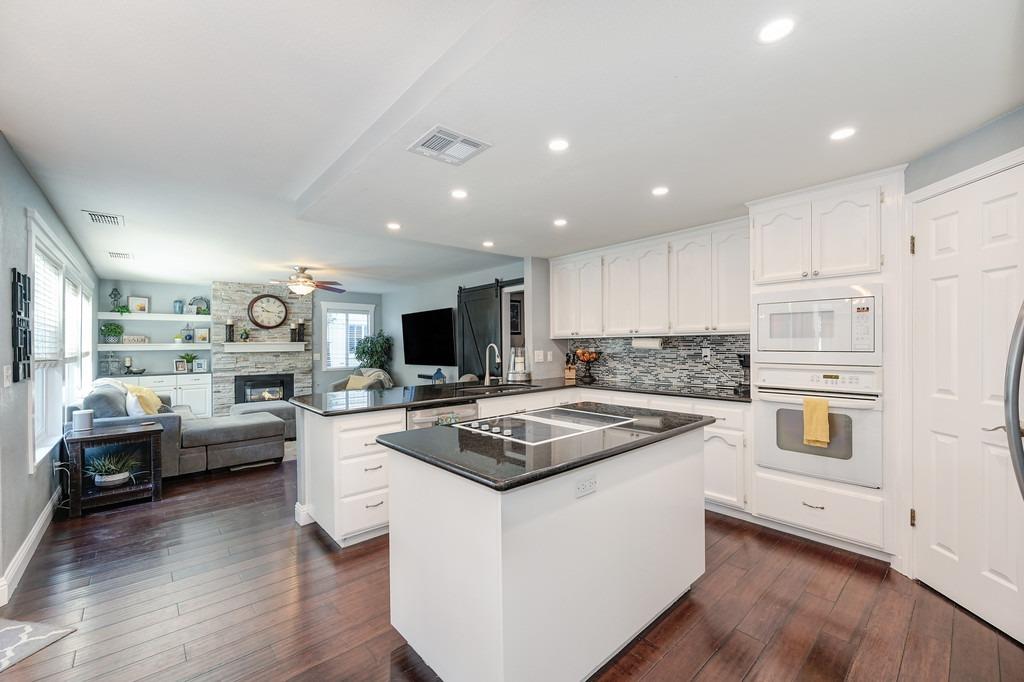 5620 Montclair Circle