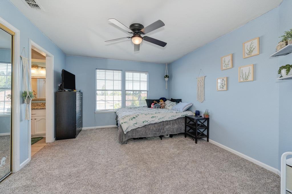 5620 Montclair Circle
