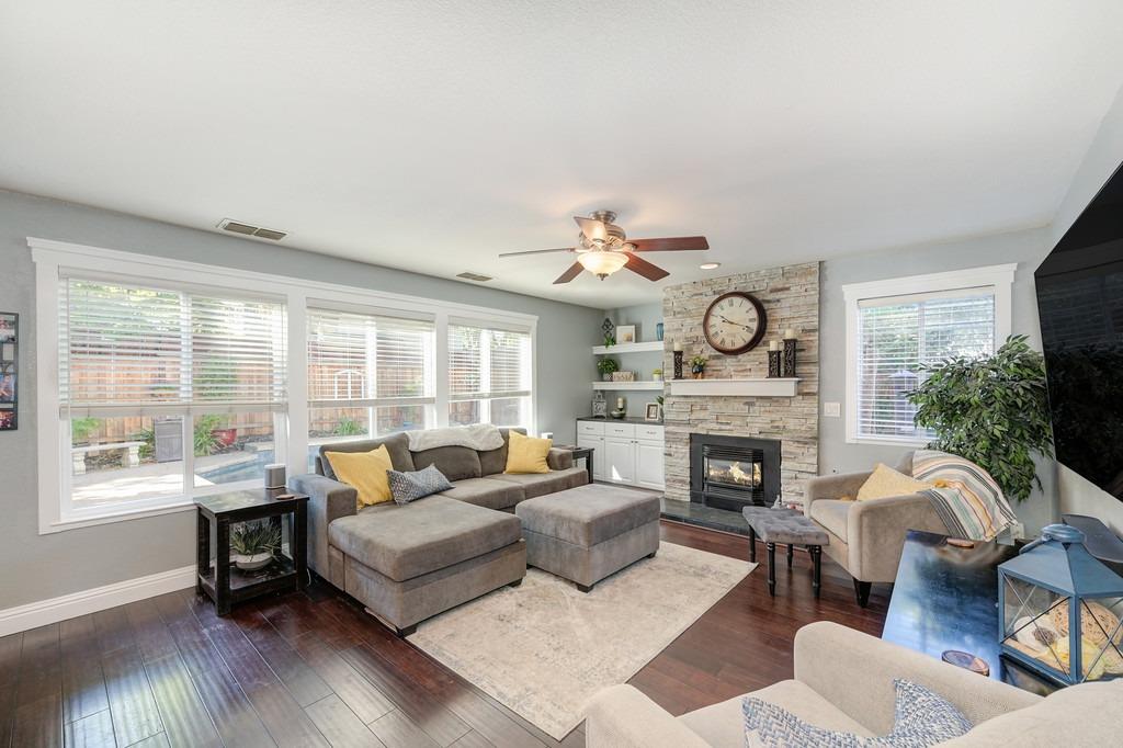 5620 Montclair Circle