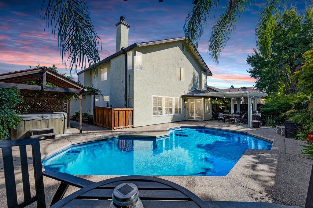 5620 Montclair Circle