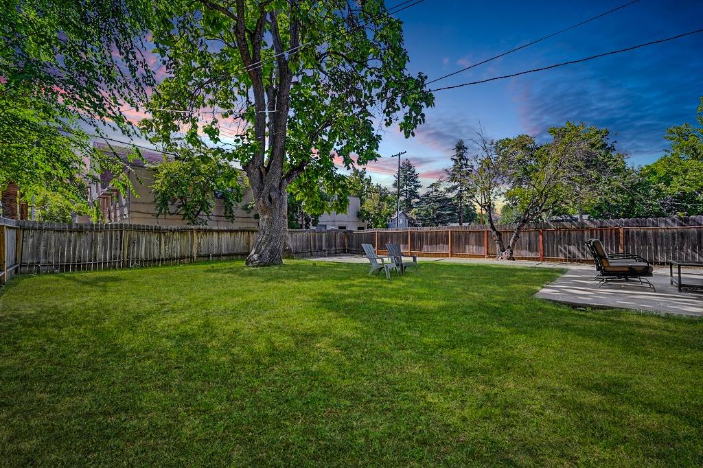 204 Earl Avenue