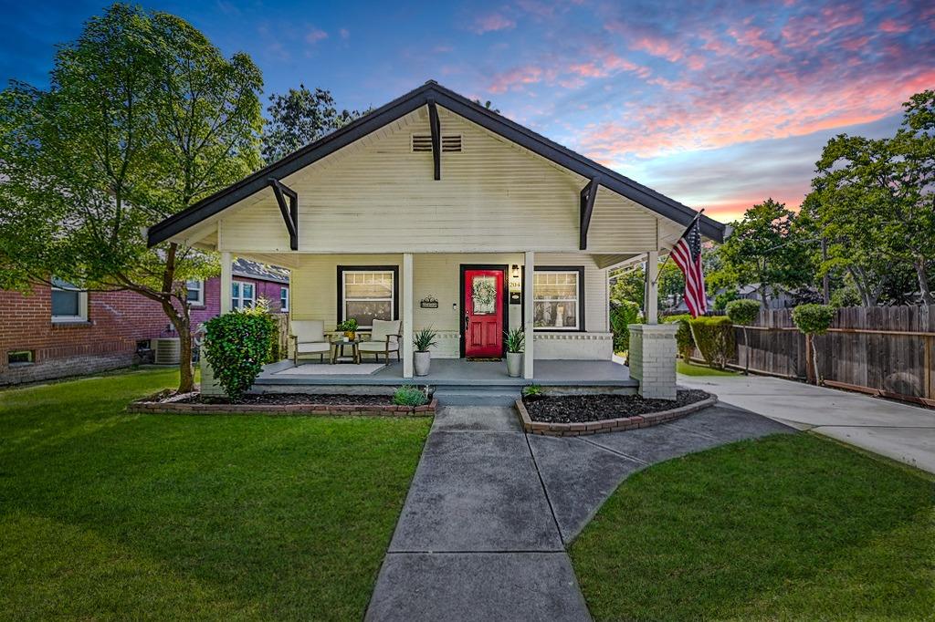 204 Earl Avenue