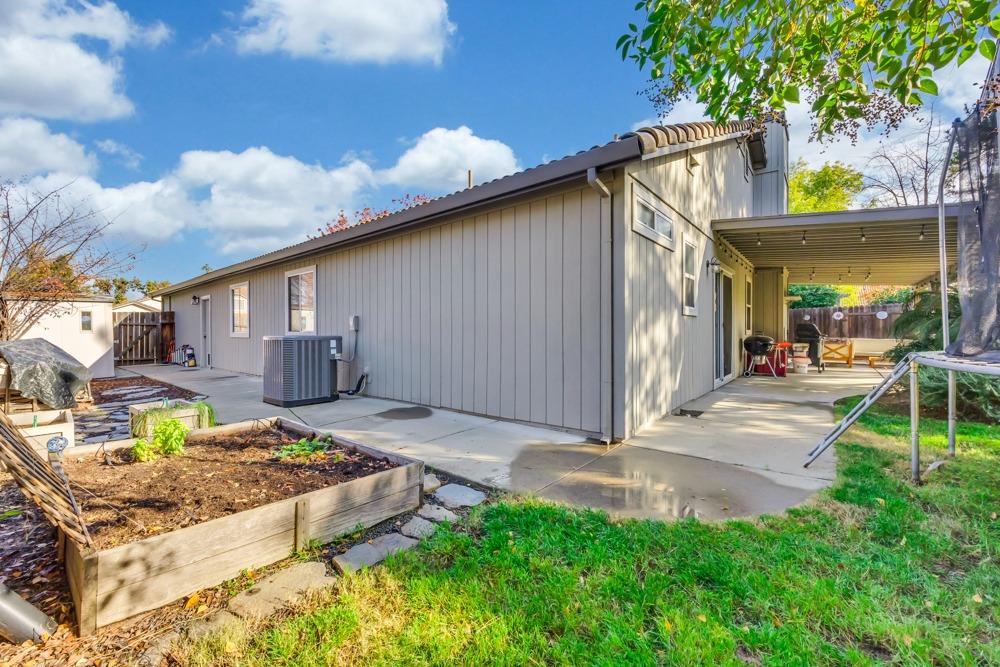 504 San Amadeo Court