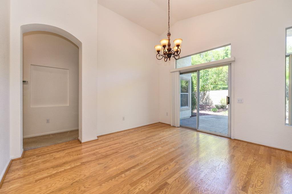 5204 Sugar Pine Loop